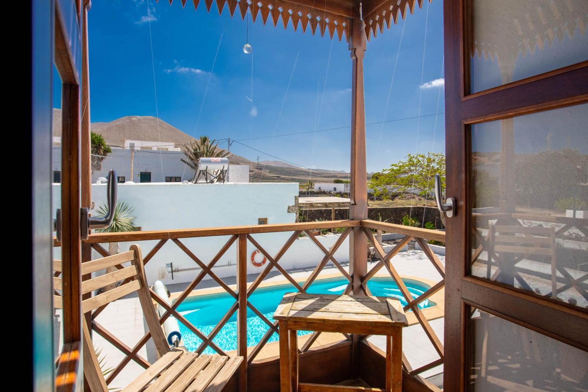 Balcon Botanico - Shared Pool - Island Location - 10 Mins Drive To Famara And La Santa Apartamento Tiagua
