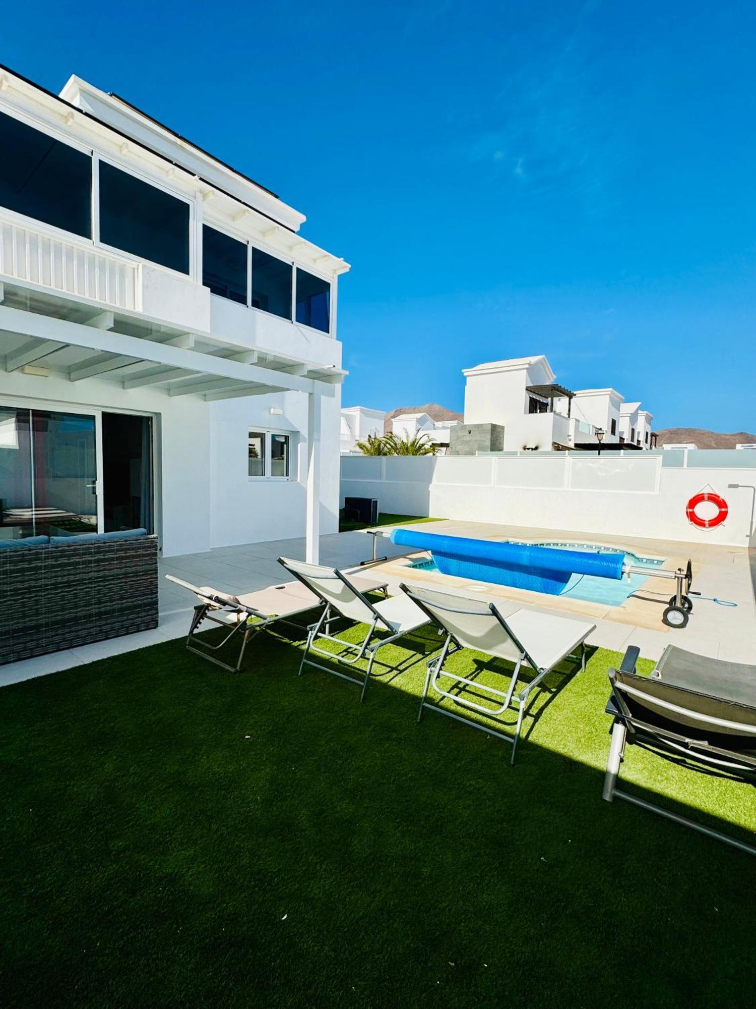 Cosy Manal With Heated Pool X Airco
