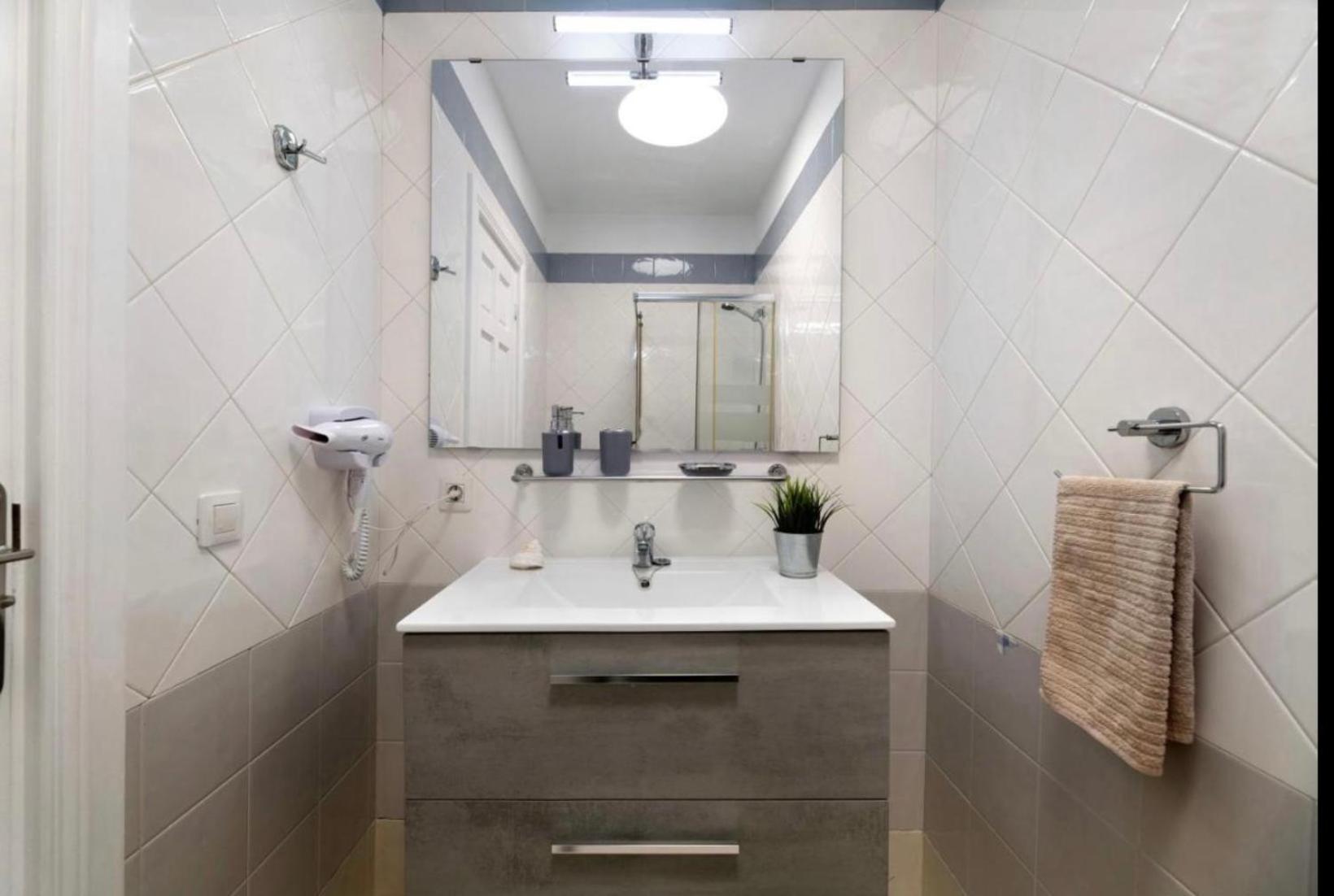 Сasa de vacaciones Casa Atilana Luxe Con Piscina Climatizada Privada,aire Acondicionado,terraza Privada E Independiente,wi-fi Playa Blanca (Lanzarote)