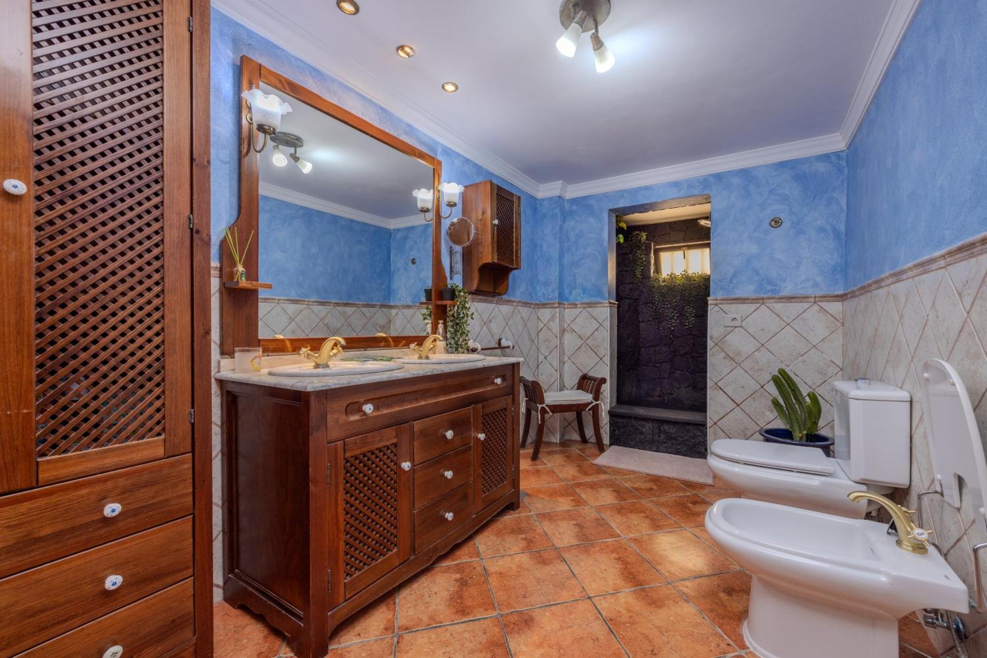 Apartment Luxury Canarian With Large Pool In Costa Teguise Teguise (Lanzarote)