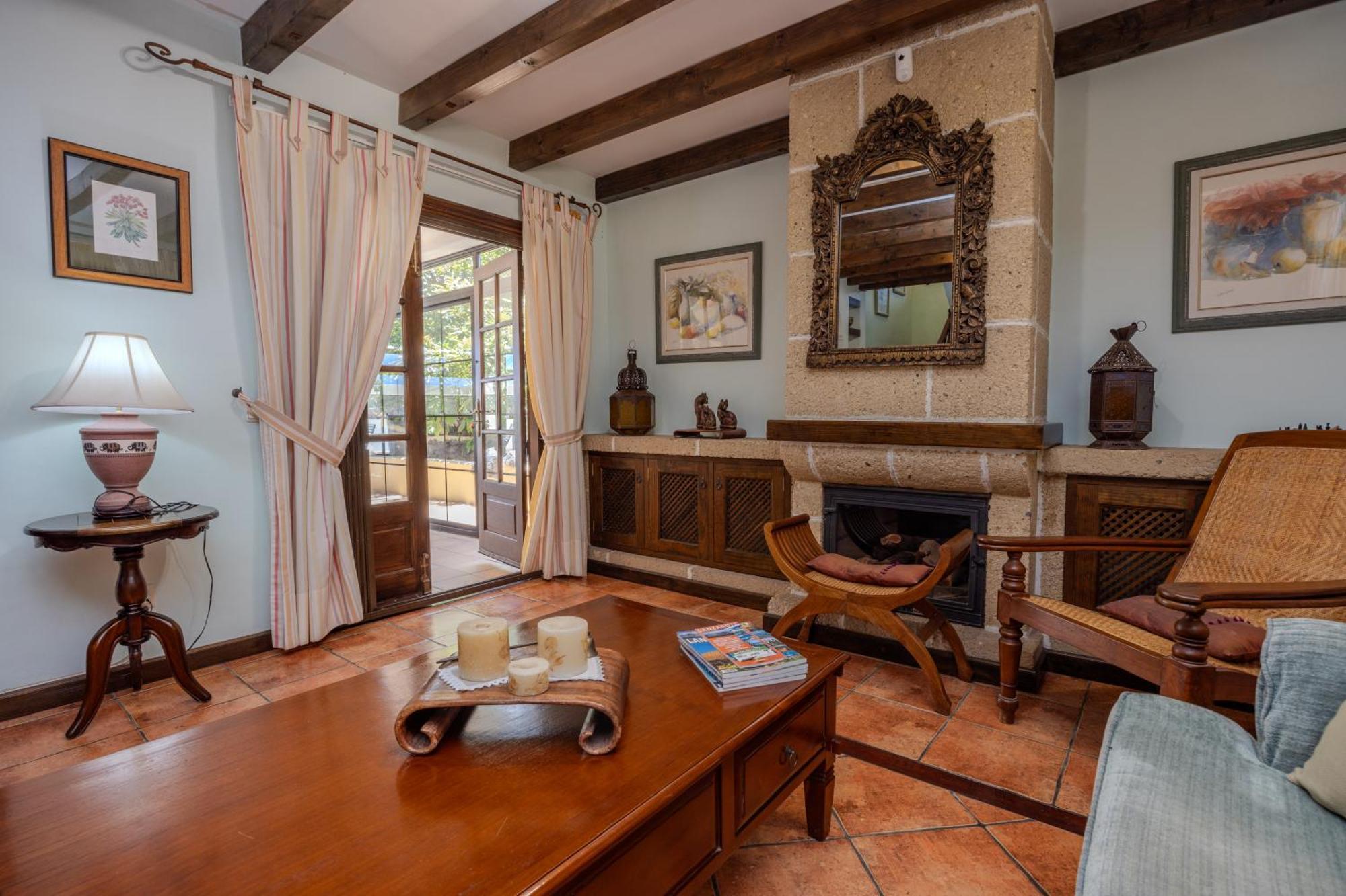 Apartment Luxury Canarian With Large Pool In Costa Teguise Teguise (Lanzarote)