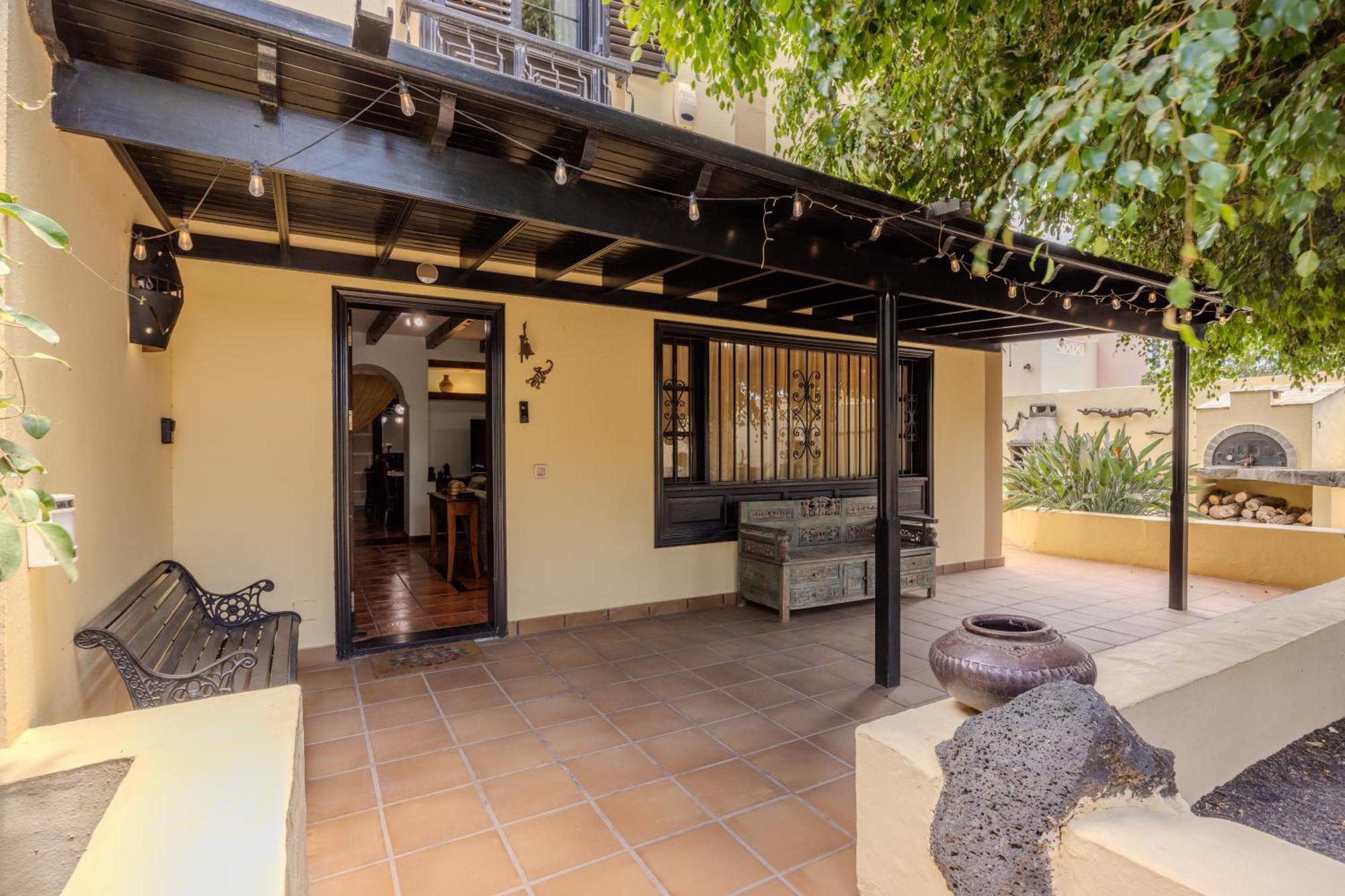 Apartment Luxury Canarian With Large Pool In Costa Teguise *