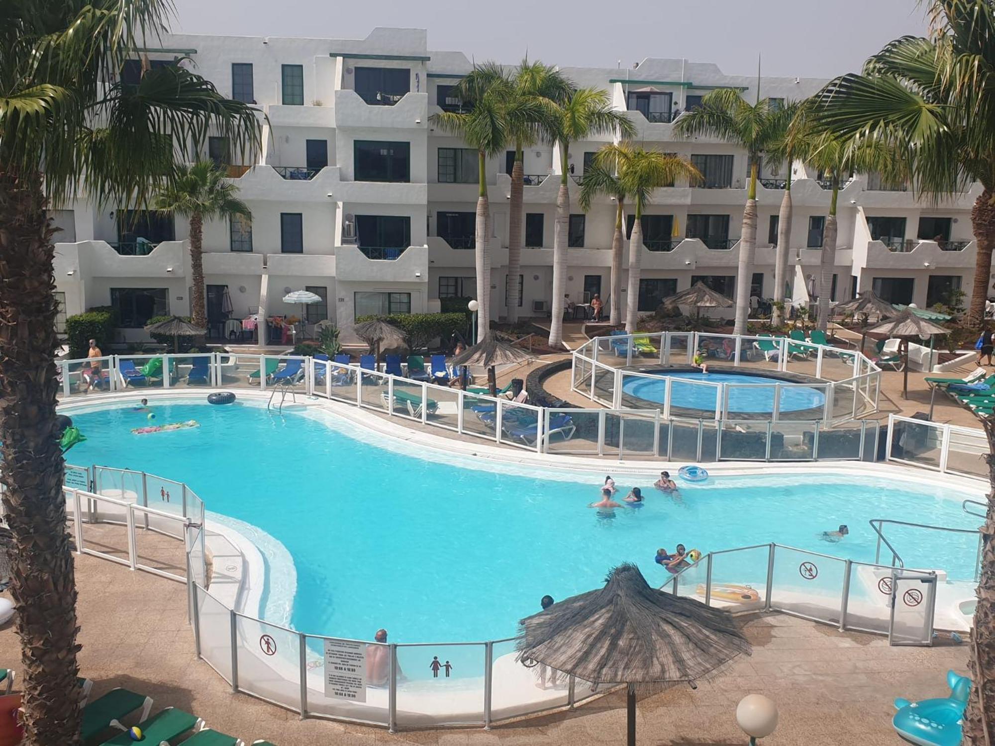 Sunny Corner, Delux Vista Mar And Pool *