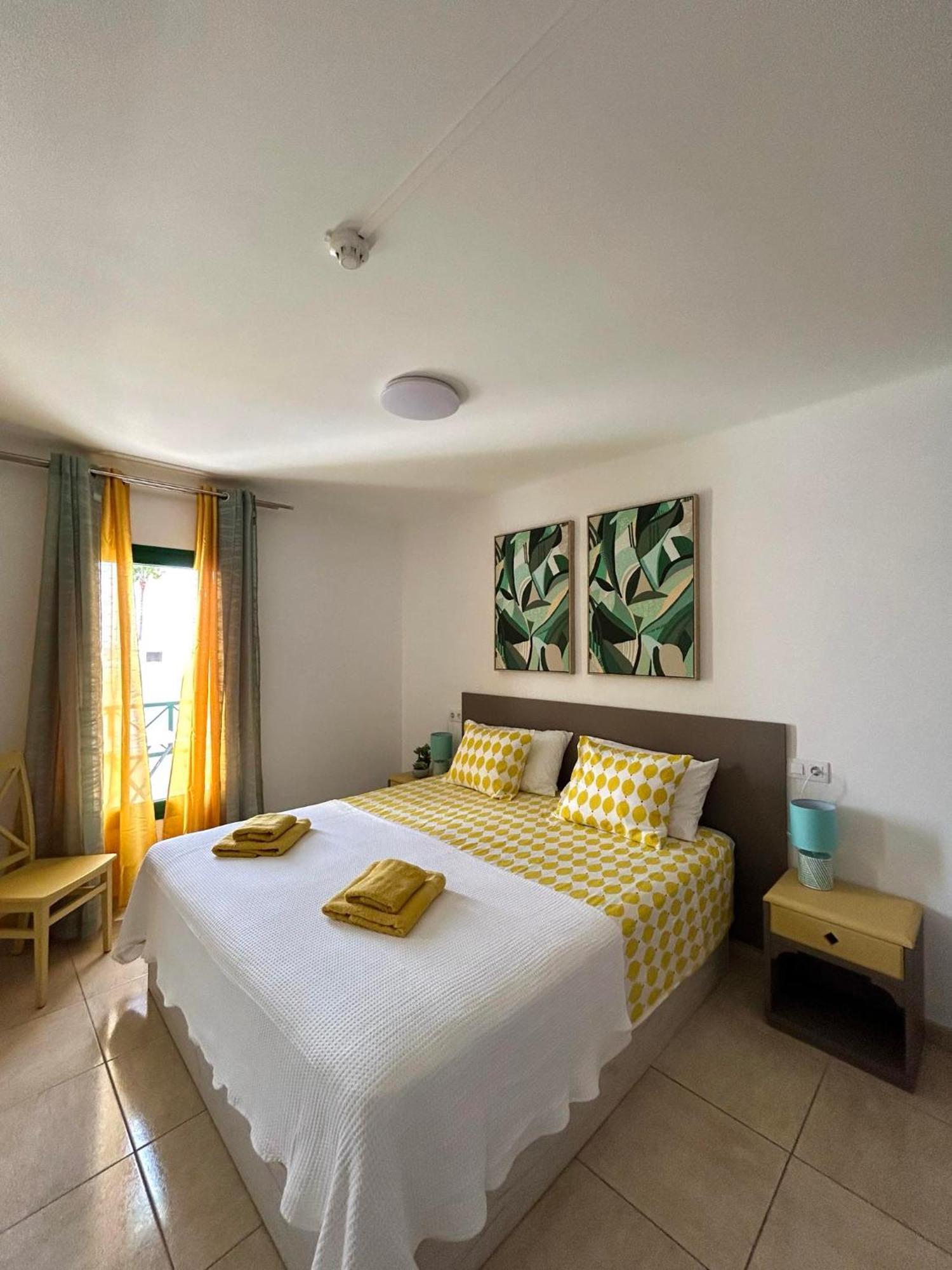 Sunny Corner, Delux Vista Mar And Pool *