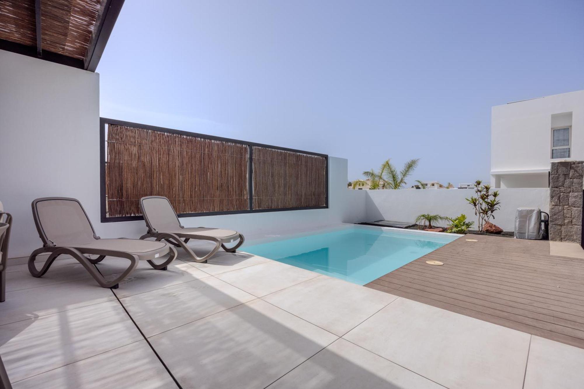 Serena Homes By Livvo *