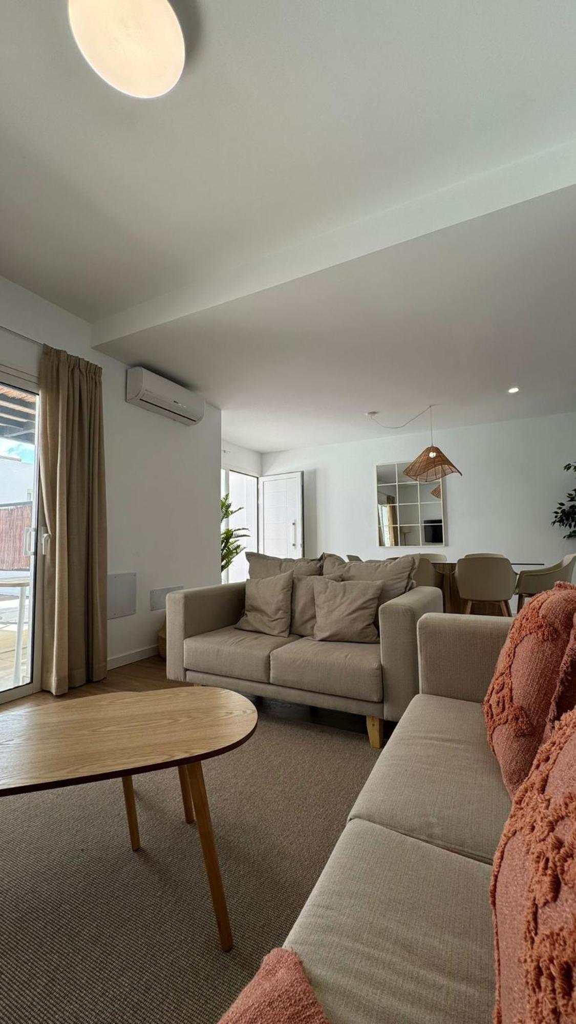 Serena Homes By Livvo Villa Playa Blanca (Lanzarote)