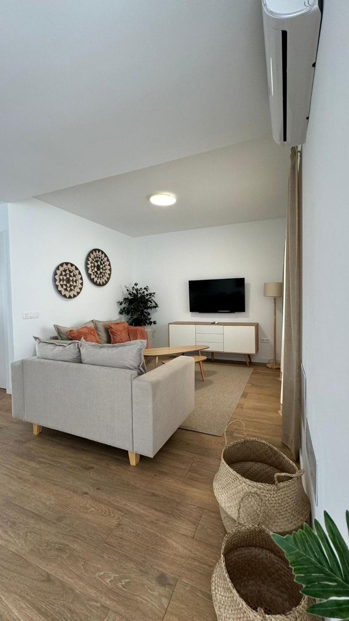 Villa Serena Homes By Livvo *