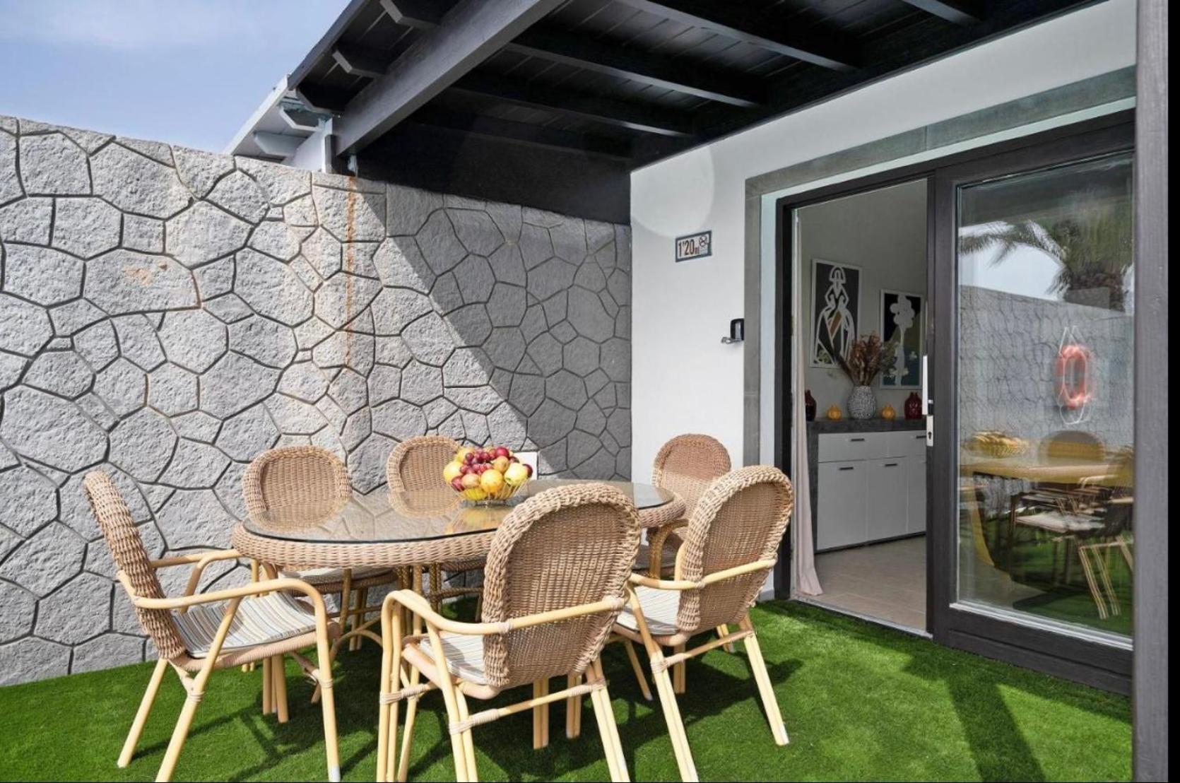 Casa Atilana Luxe Con Piscina Climatizada Privada,aire Acondicionado,terraza Privada E Independiente,wi-fi *
