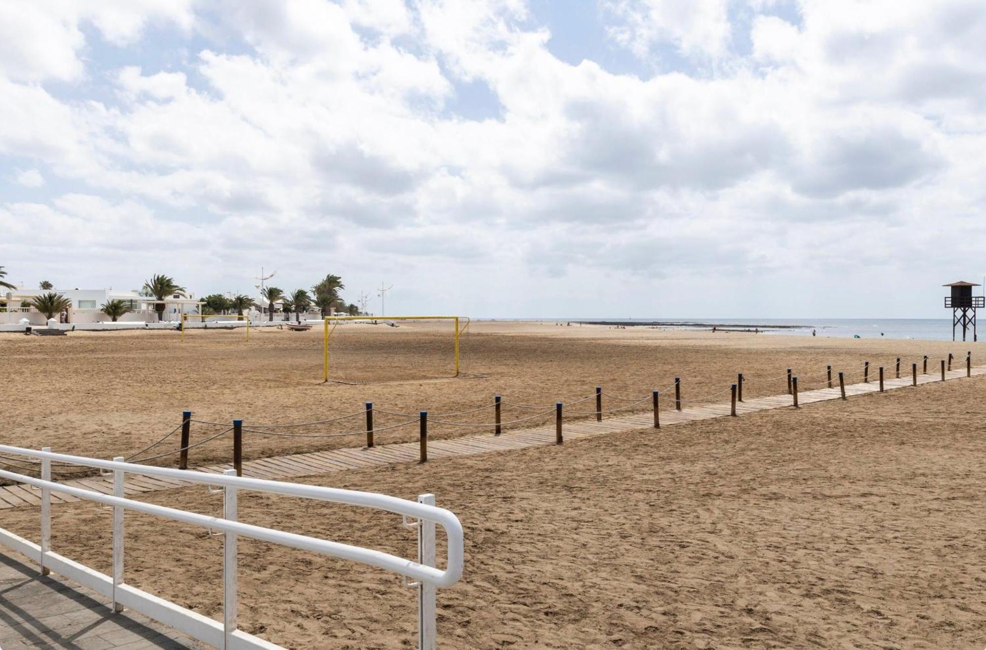 Сasa de vacaciones Privadas Cerca De La Playa Y Aeropuerto En Casa Compartida Con Otros Huespedes Playa Honda (Lanzarote)