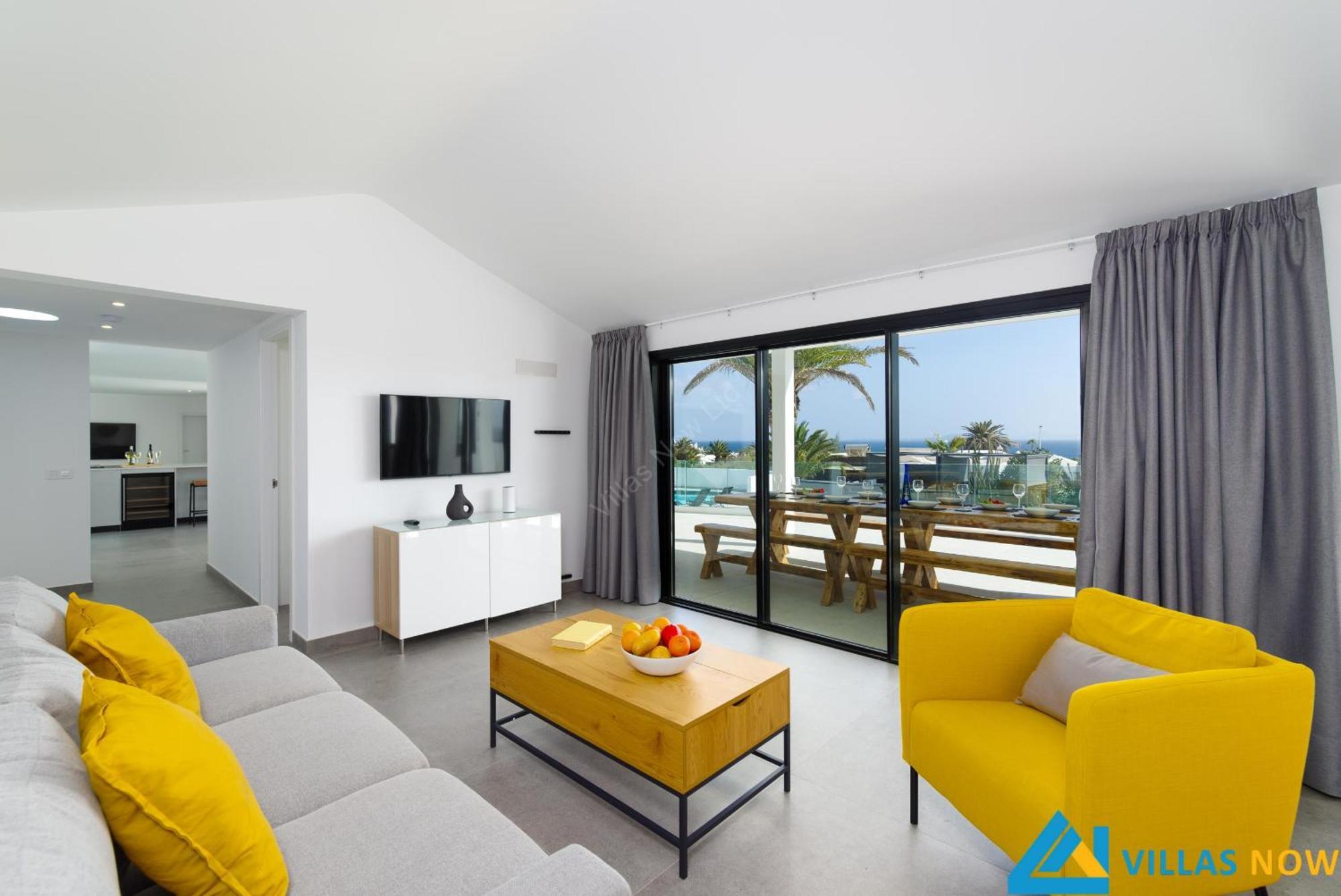 236 - Casa Yasmine By Now Ltd Villa Playa Blanca (Lanzarote)