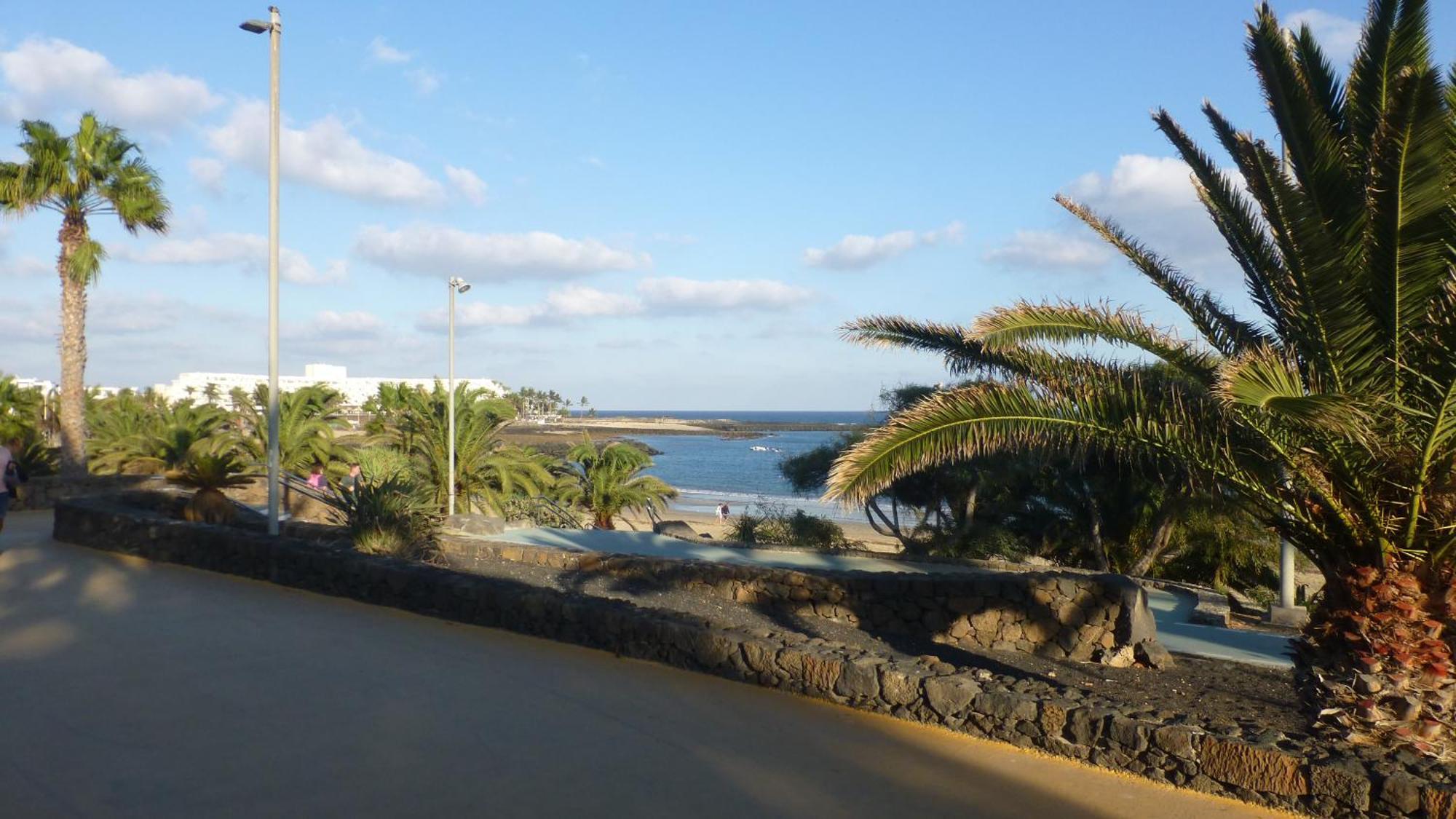 Lanzarote Beachfront On Cucharas With A Sea View Costa Teguise