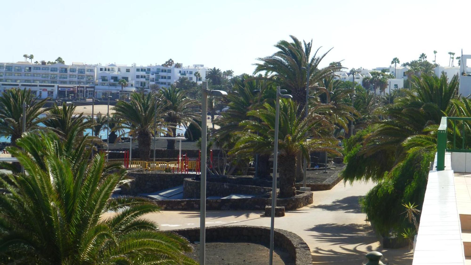 Lanzarote Beachfront On Cucharas With A Sea View
