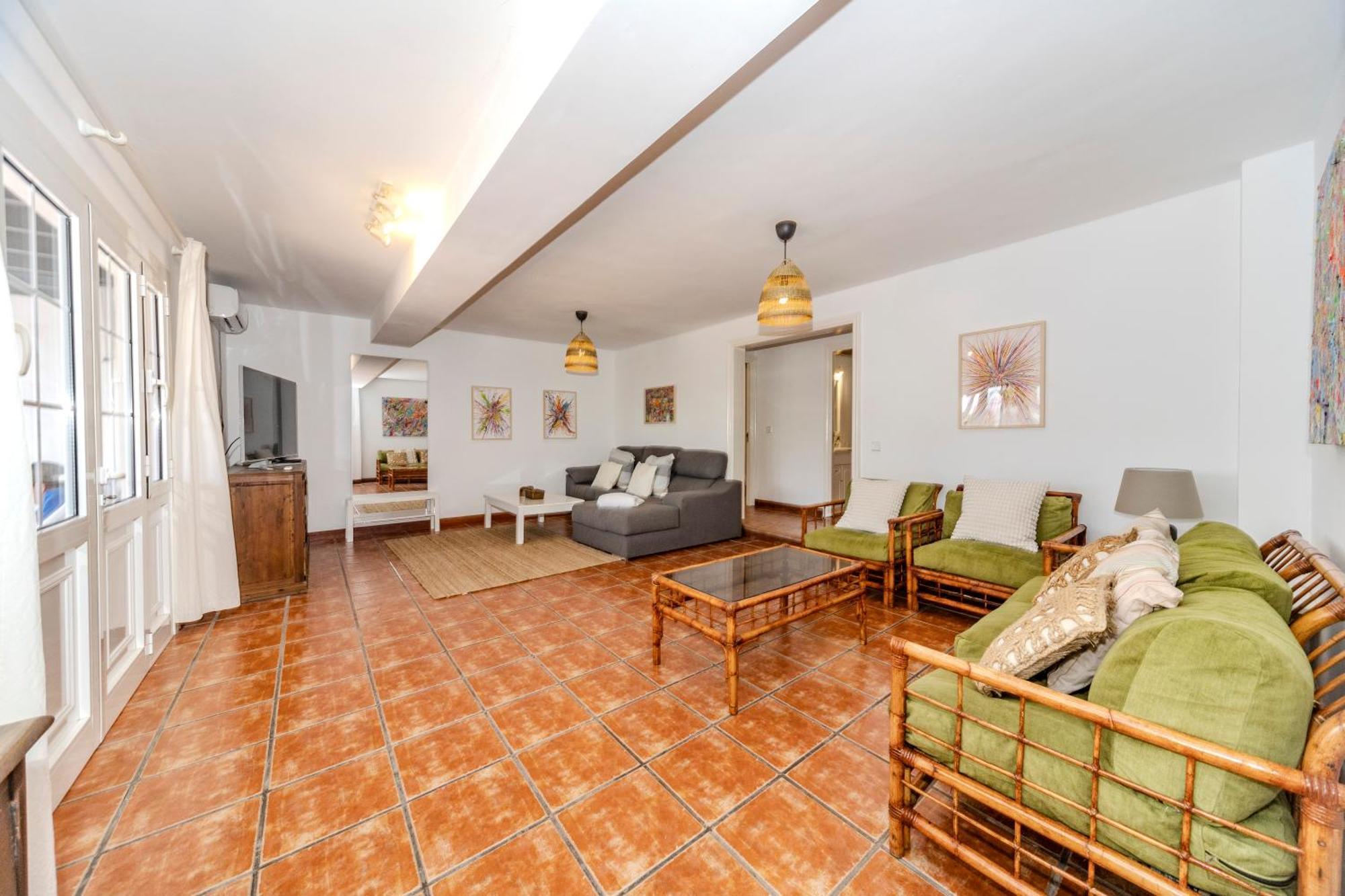 Luxury House Tiati