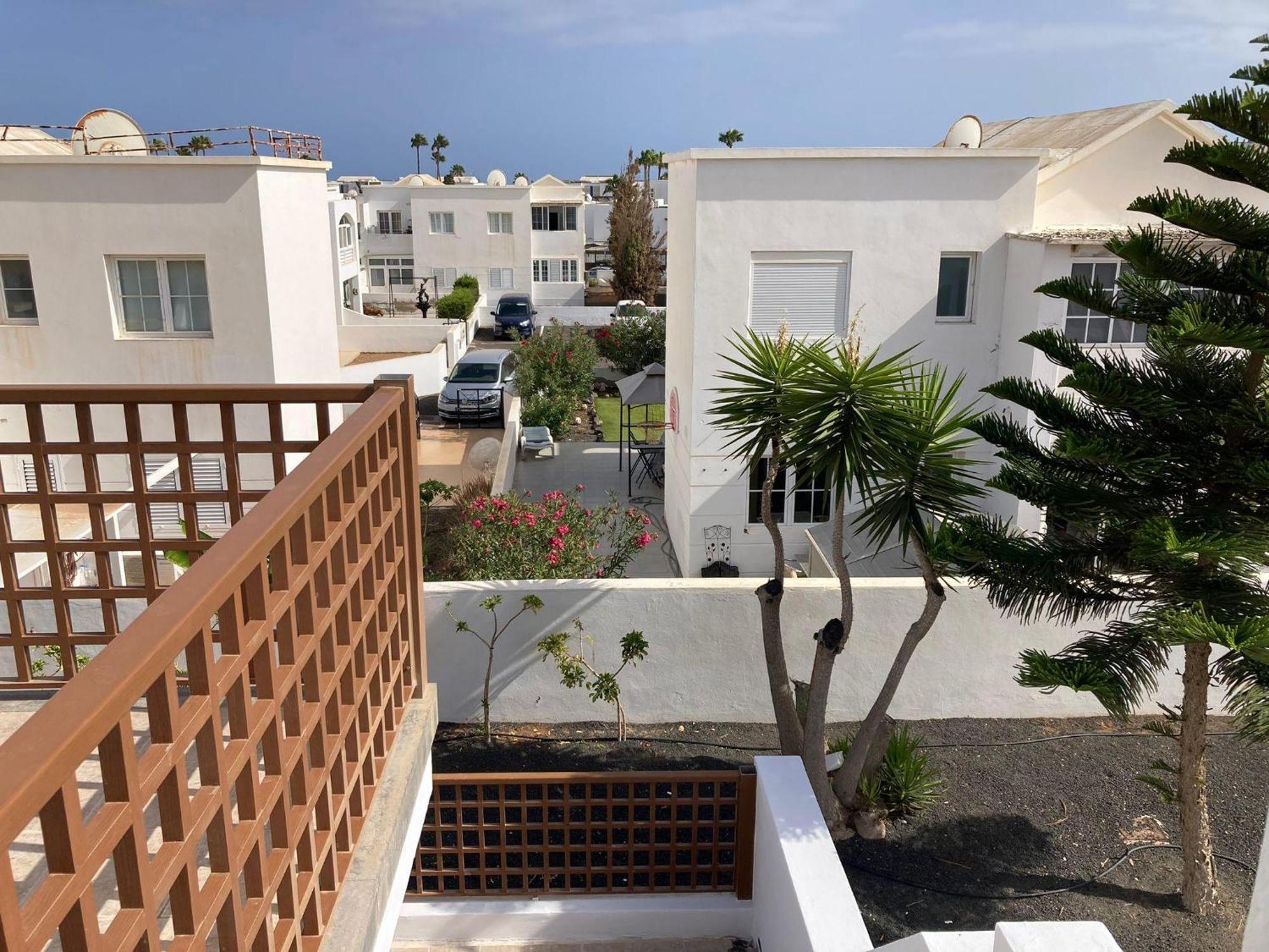 Villa Casa Kari- Happier Than Ever