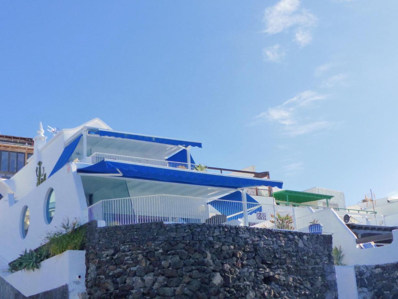 Holiday home Sea Front Caleton *