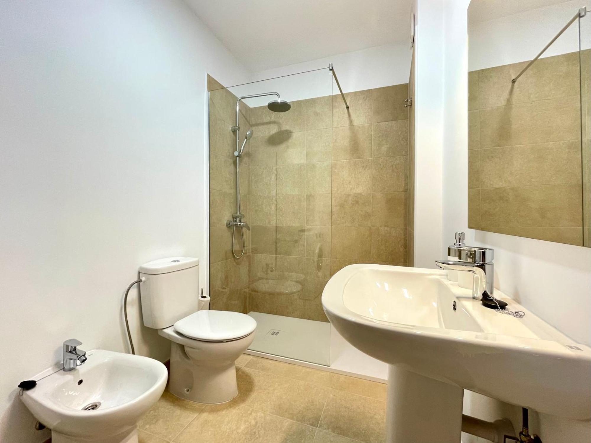 Encanto Del Mar, Shared Pool Apartment
