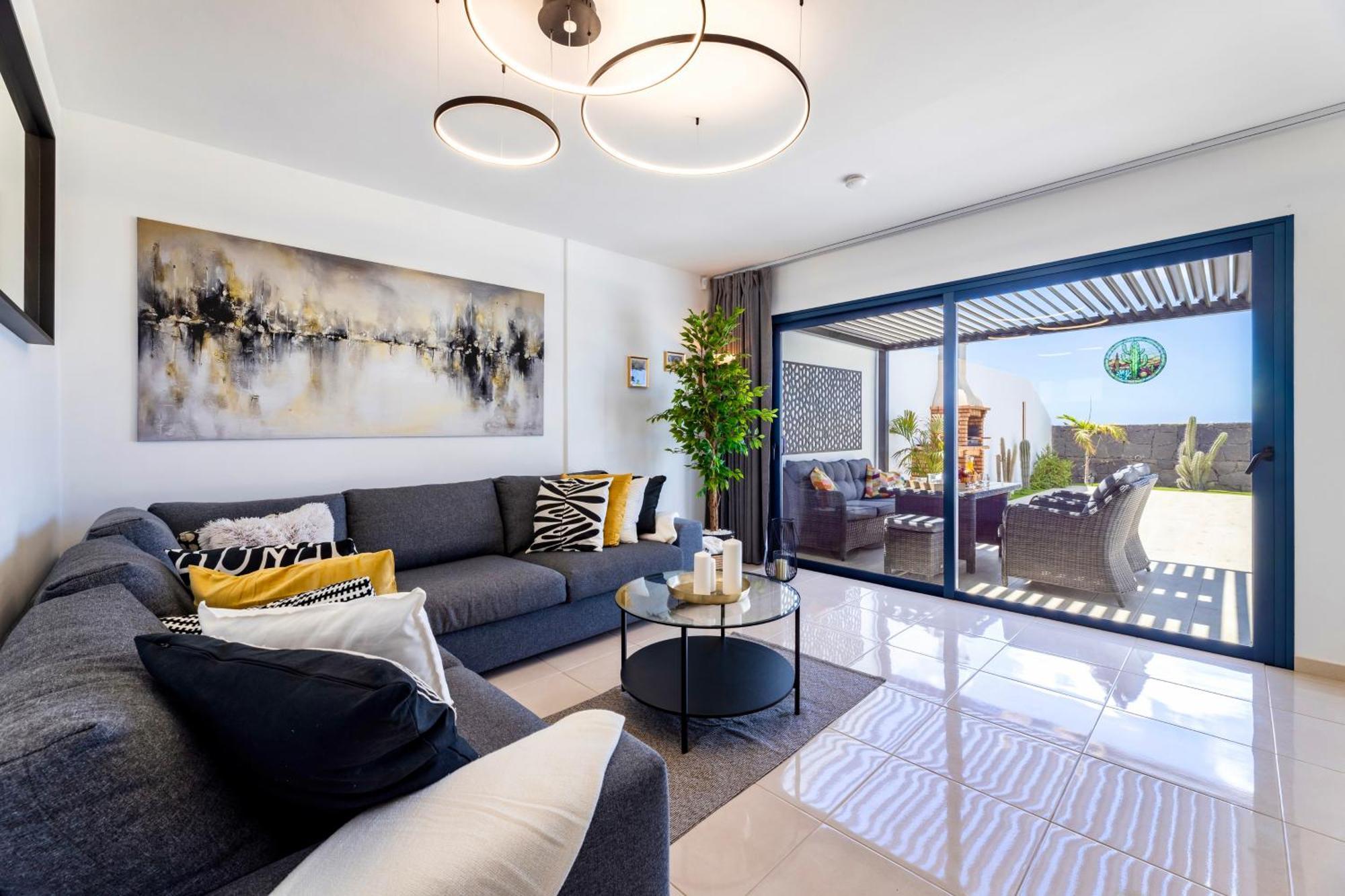 - Heated Pool, Aircon