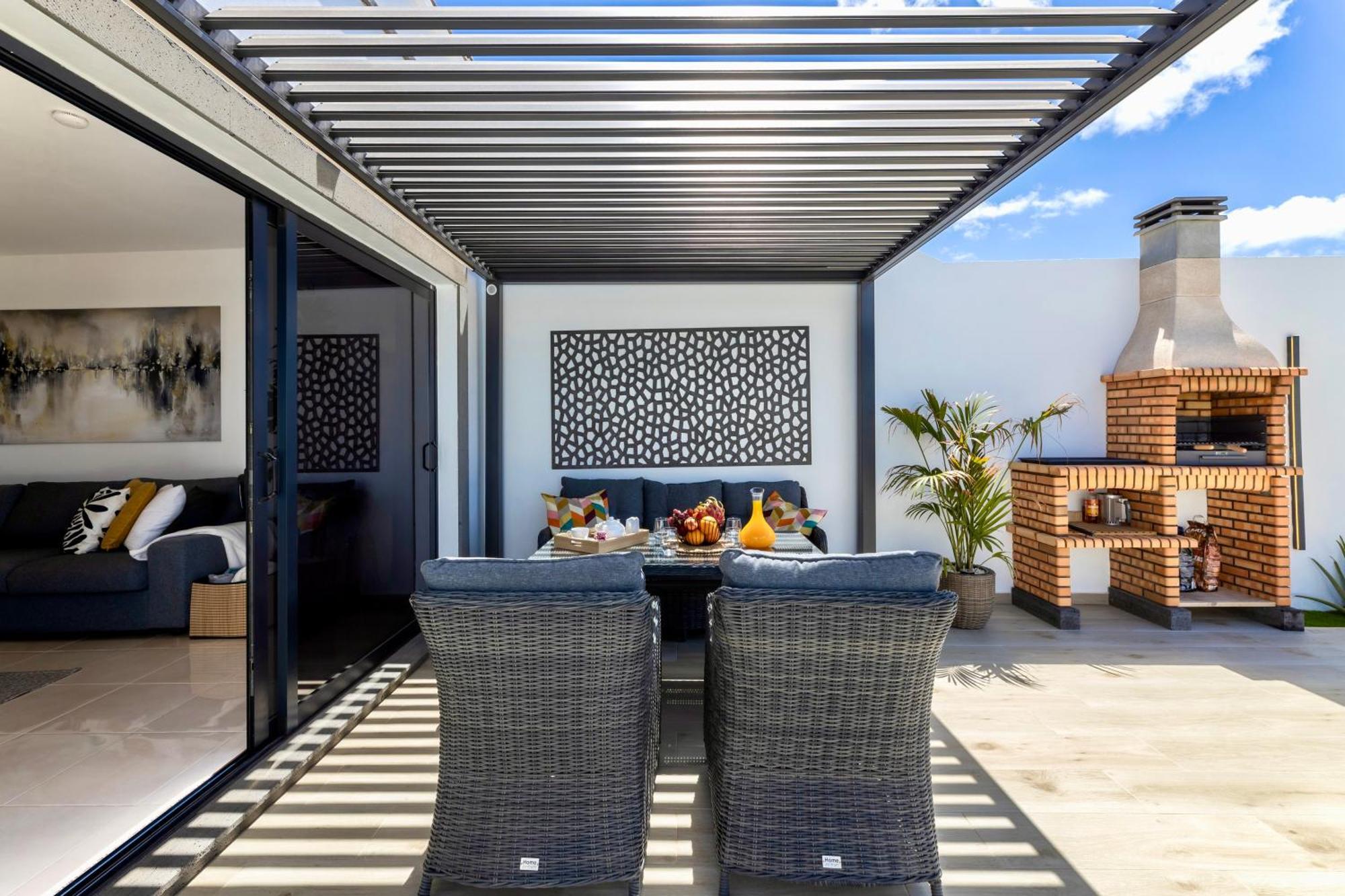 - Heated Pool, Aircon