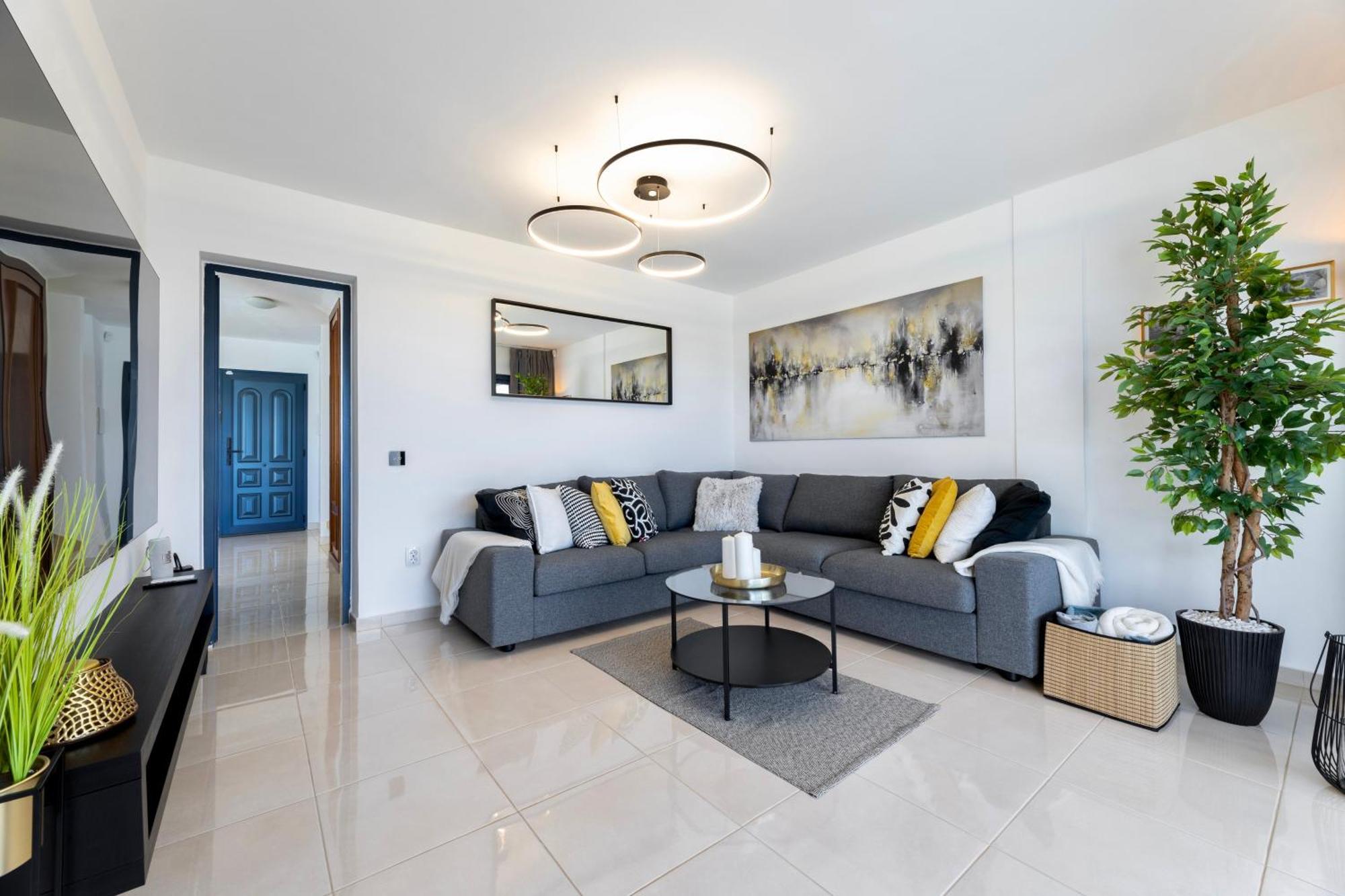 - Heated Pool, Aircon Villa Playa Blanca (Lanzarote)