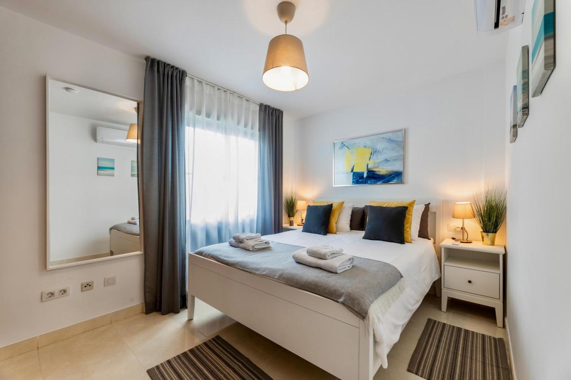 - Heated Pool, Aircon Villa Playa Blanca (Lanzarote)