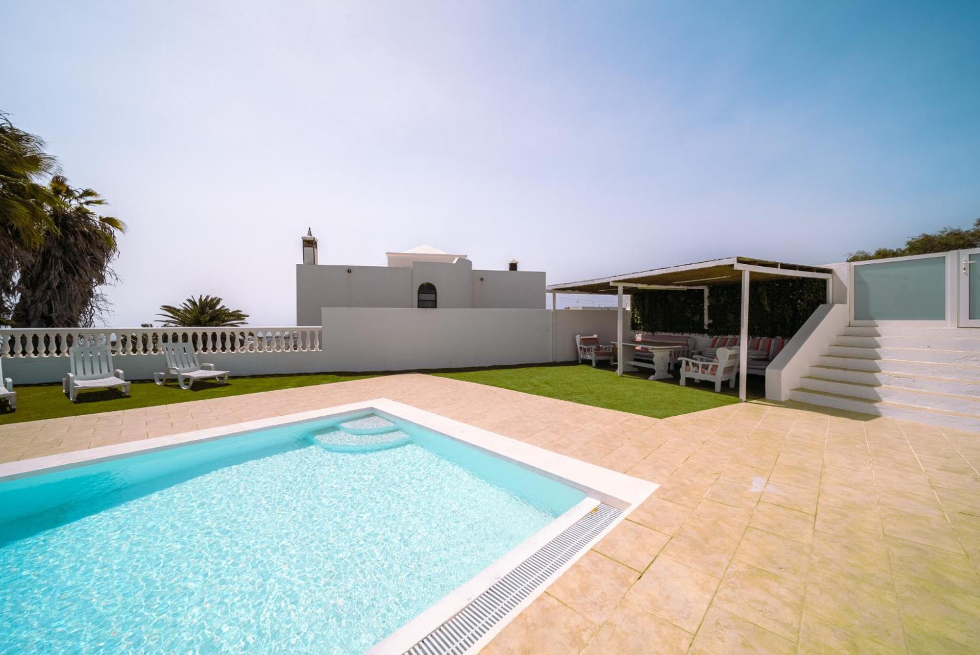 Casa Cuestas *