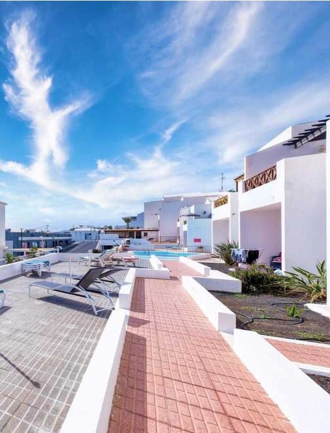 Heated Pools-200m Beach- Wifi Apartamento