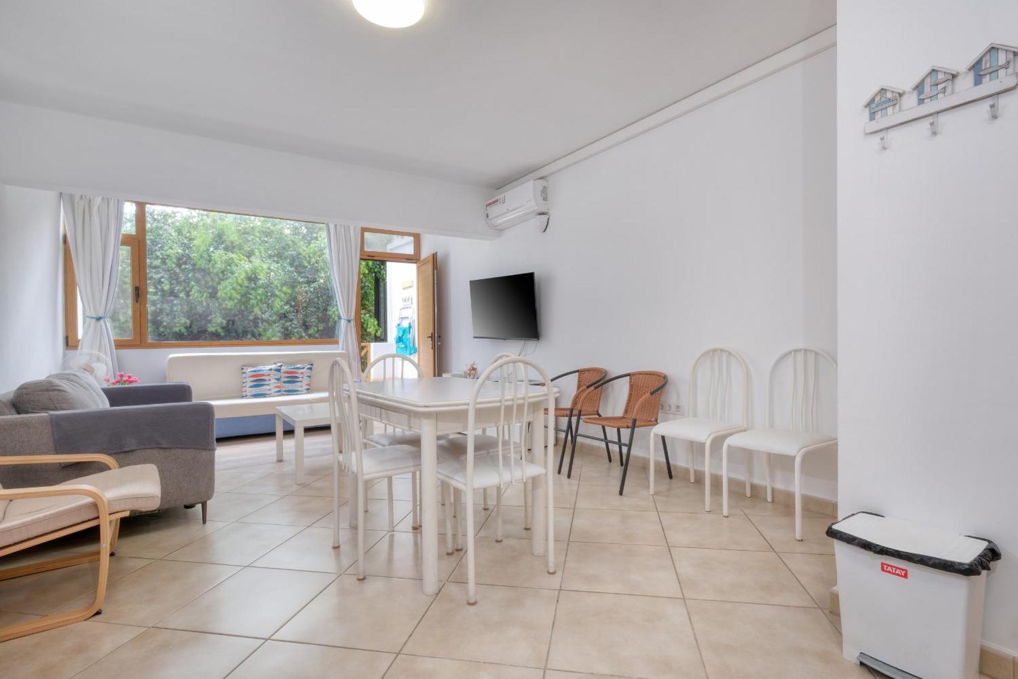 Casa Cris-beach House Holiday home