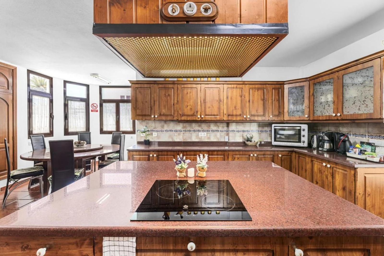 Palacios Herrero Villa *