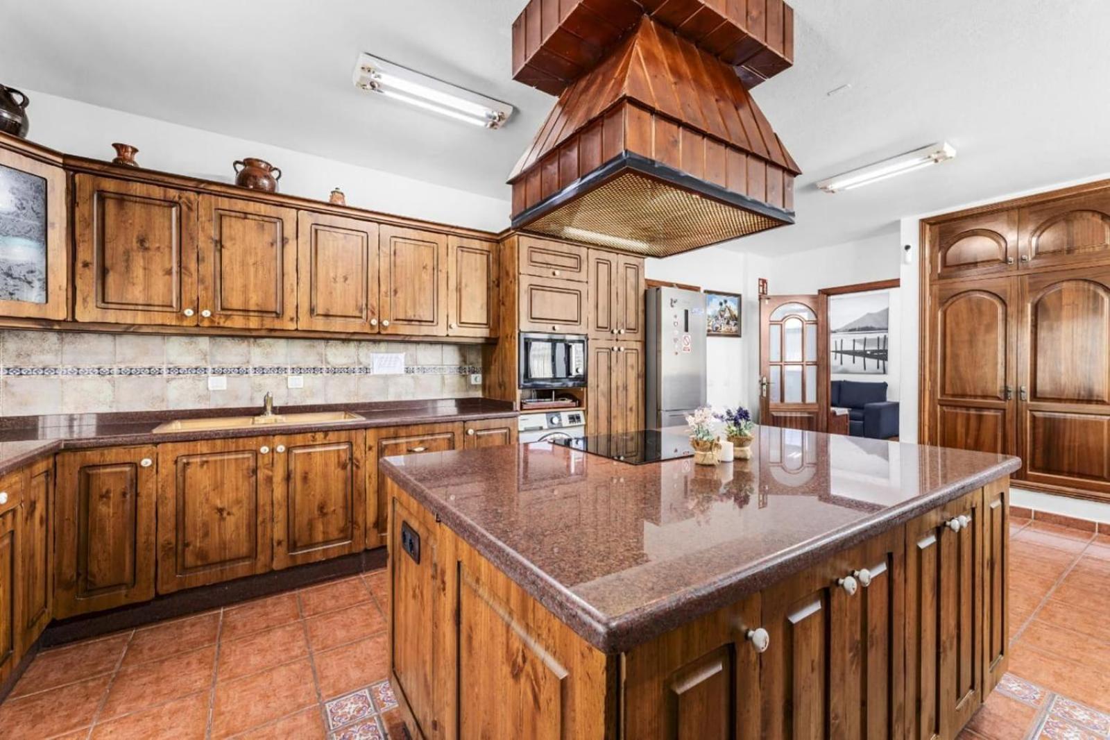 Palacios Herrero Villa *