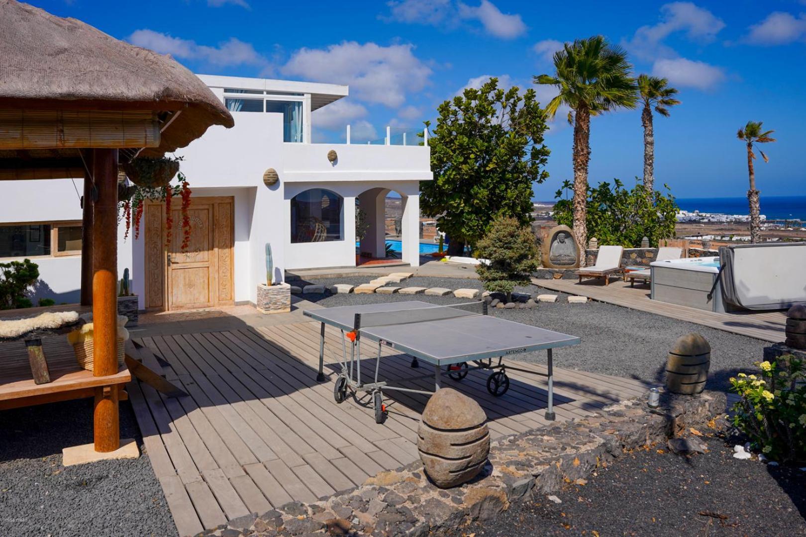 Villa Palacio And Yurt - 2 Pools - Hot Tub - Fantastic Sea Views