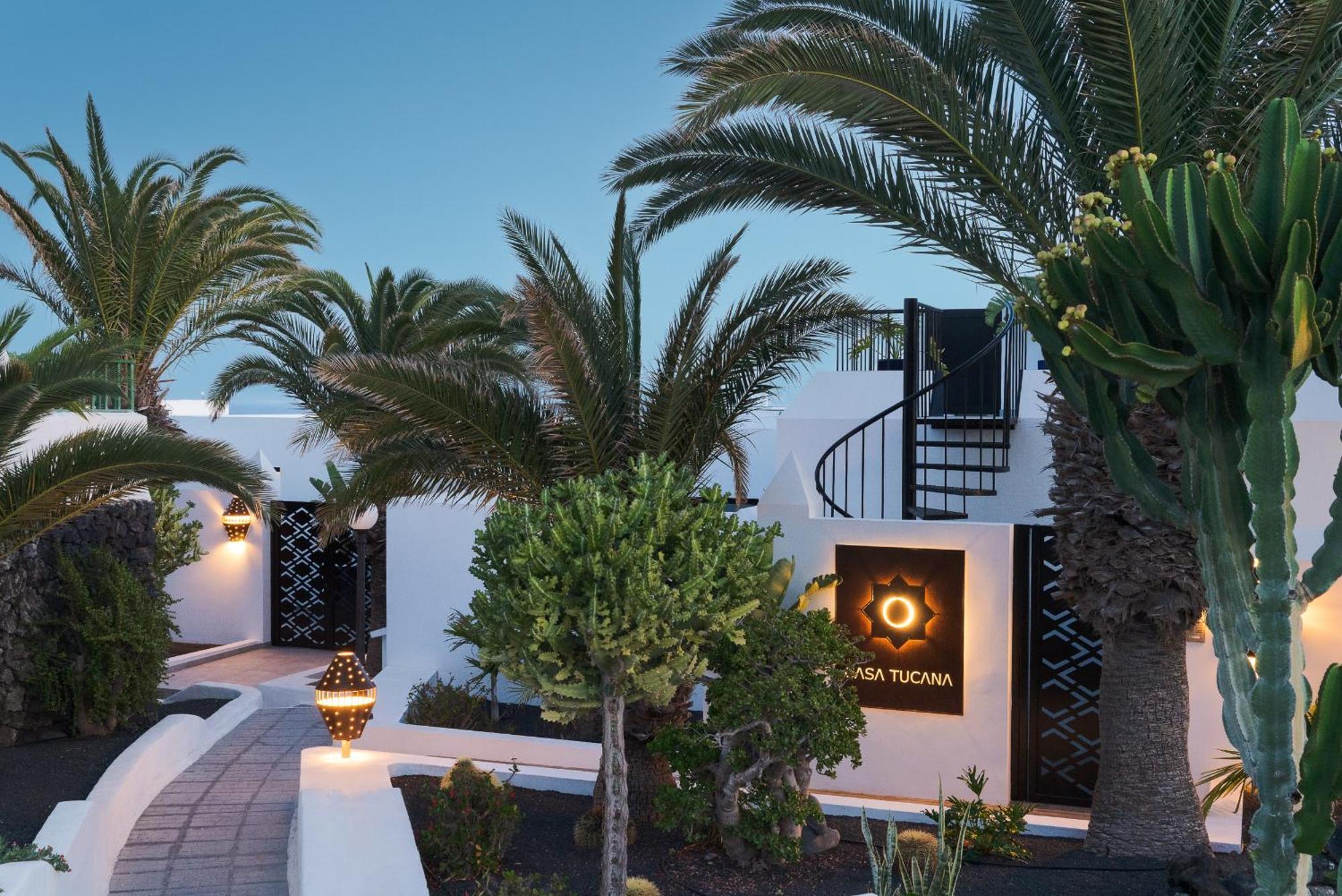 Luxury Ocean View Retreat 2bedroom With Jacuzzi