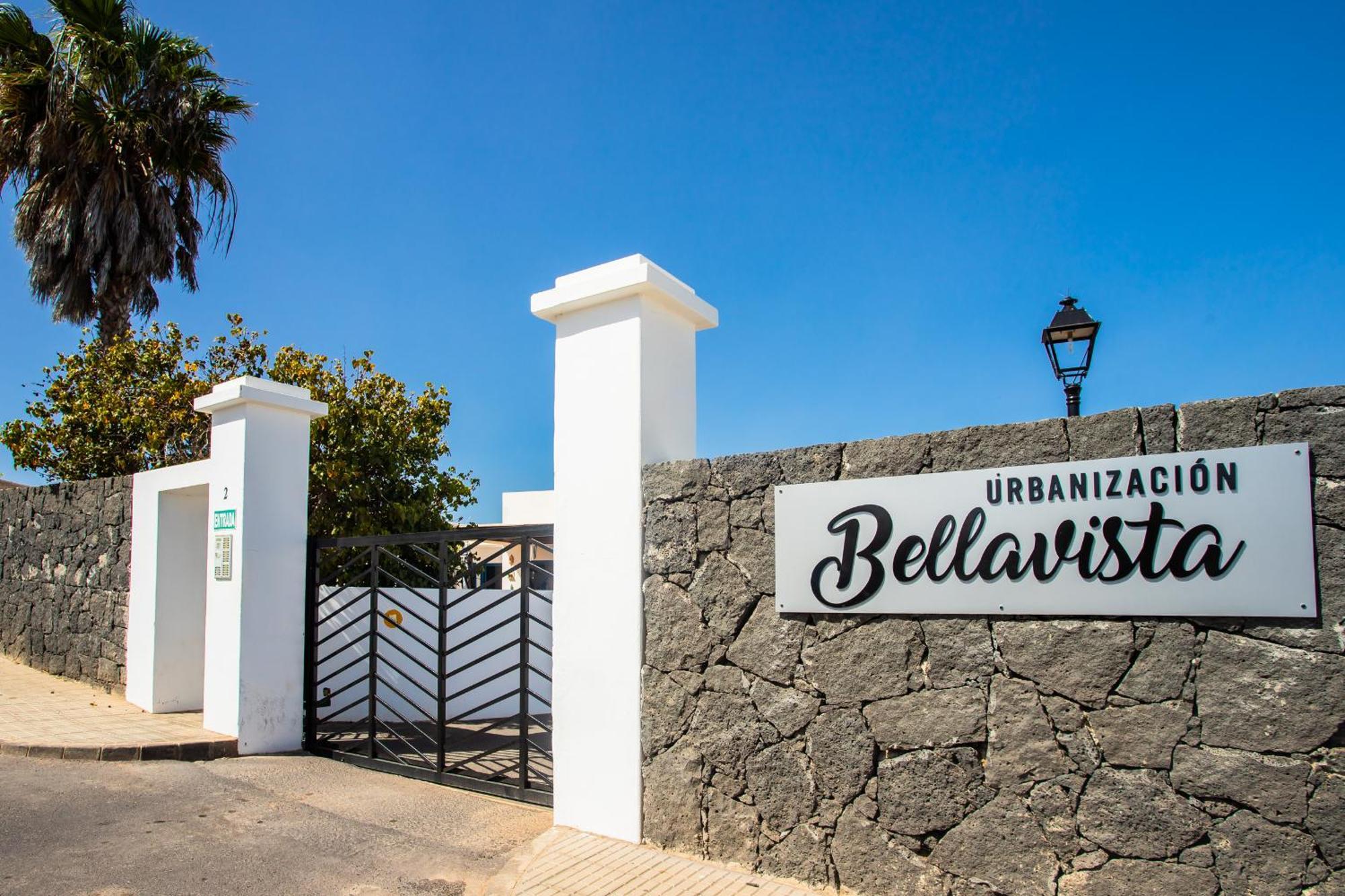 Сasa de vacaciones Aleksandra Spacious For 8 Guests, Heated Pool, Mountain Views