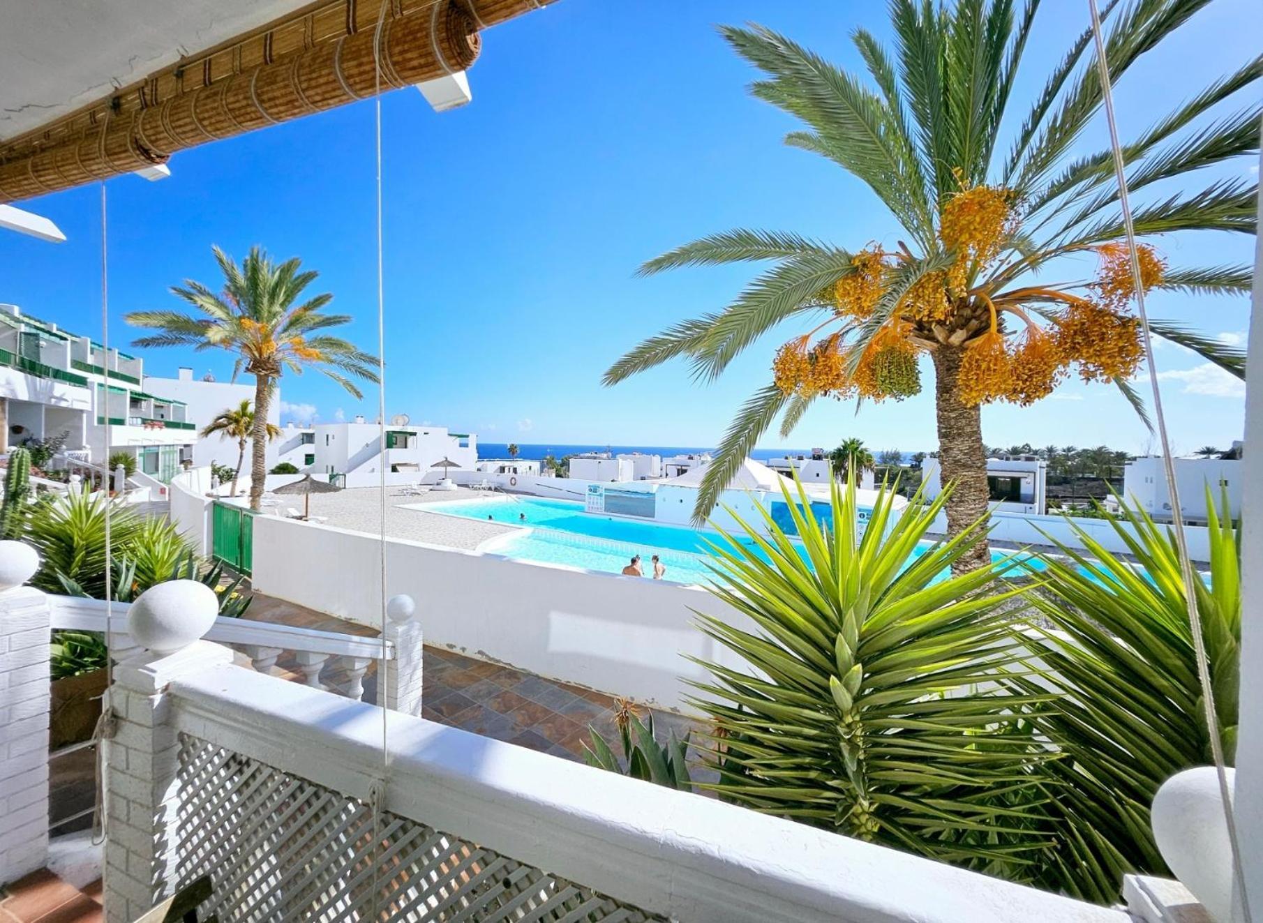 Apartamento Azul Tuscan Playa Y Piscina Costa Teguise