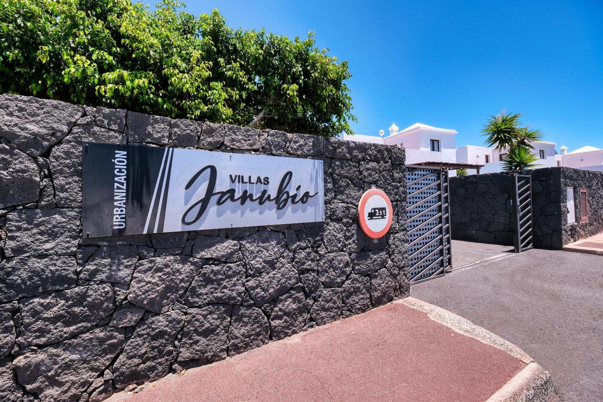 Sapri Piscina Climatizada Playa Blanca (Lanzarote)