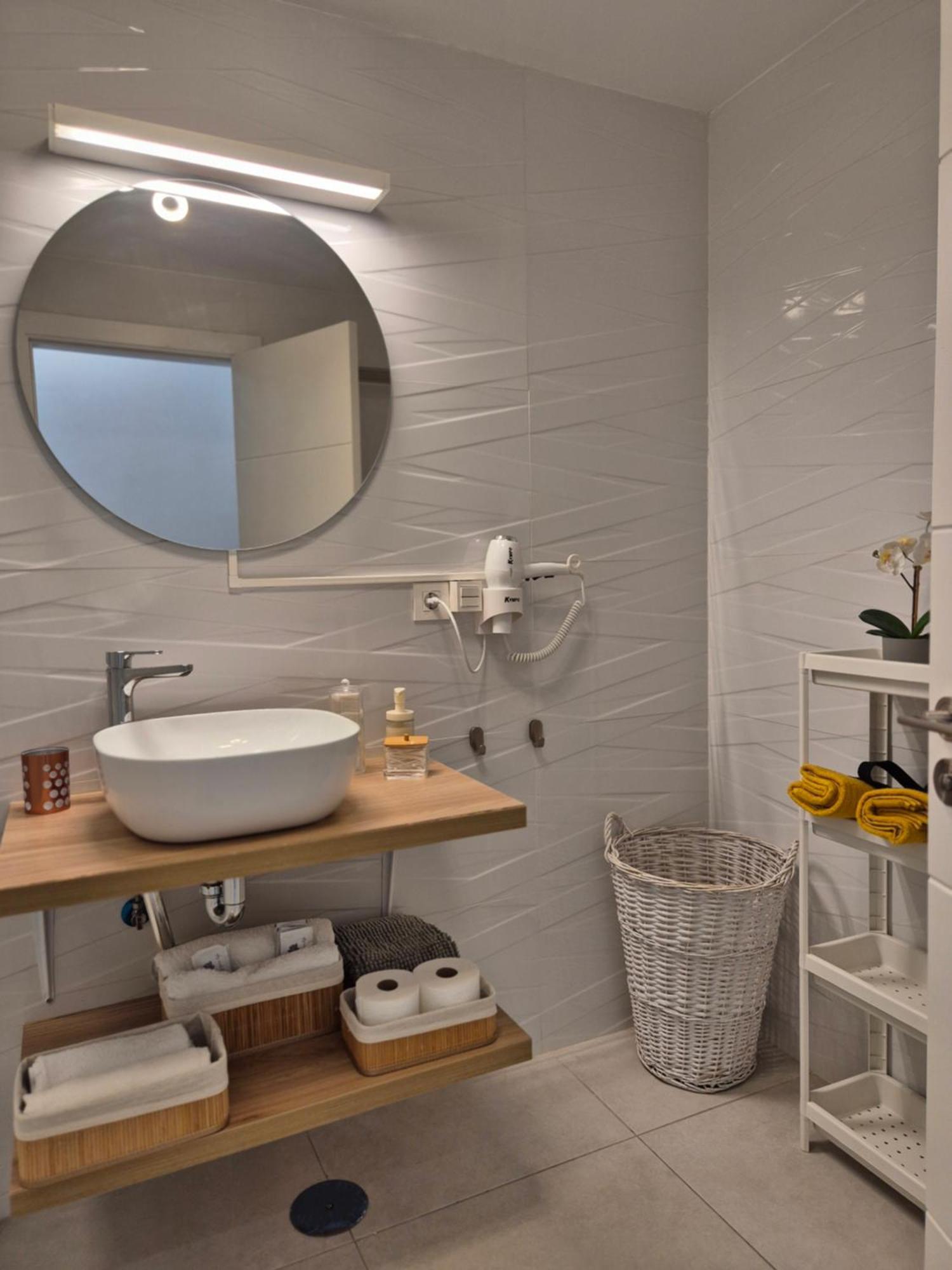 Apartment White Deluxe *