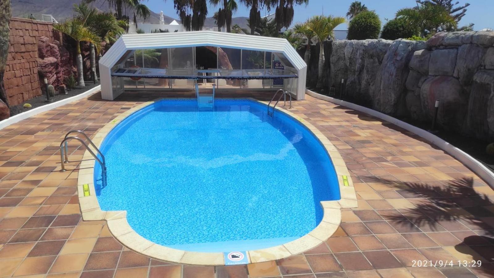 Lanzarote The Olive - Pool Heated Villa