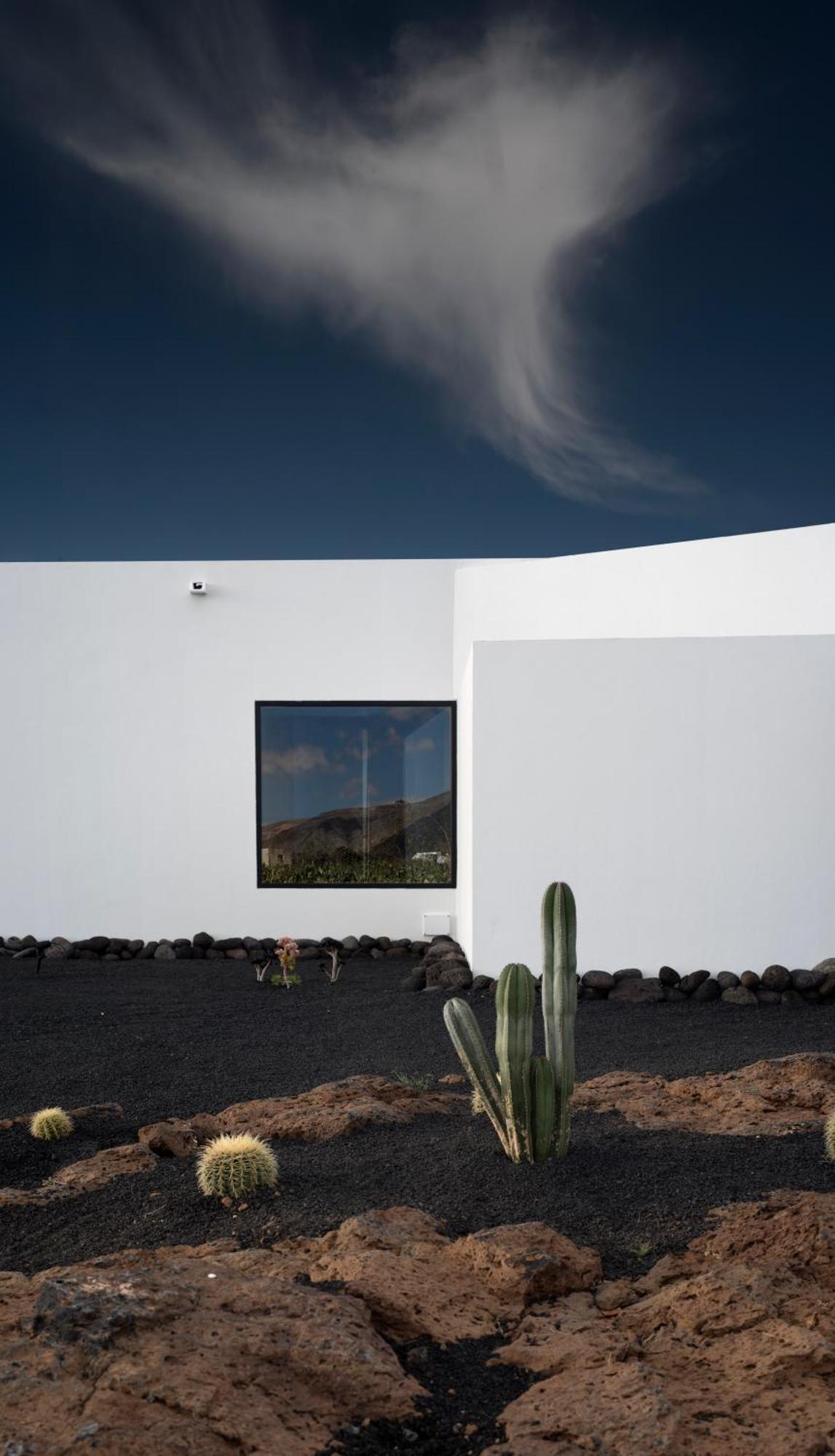 Vulkano Villa *