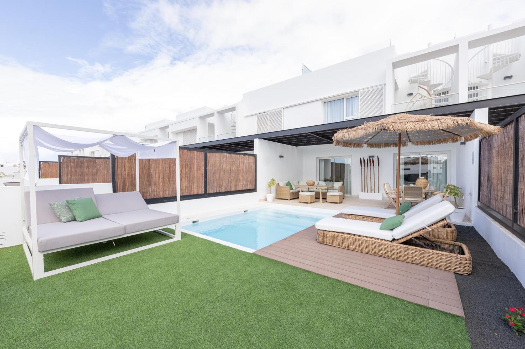 Villa Serena Homes By Livvo *