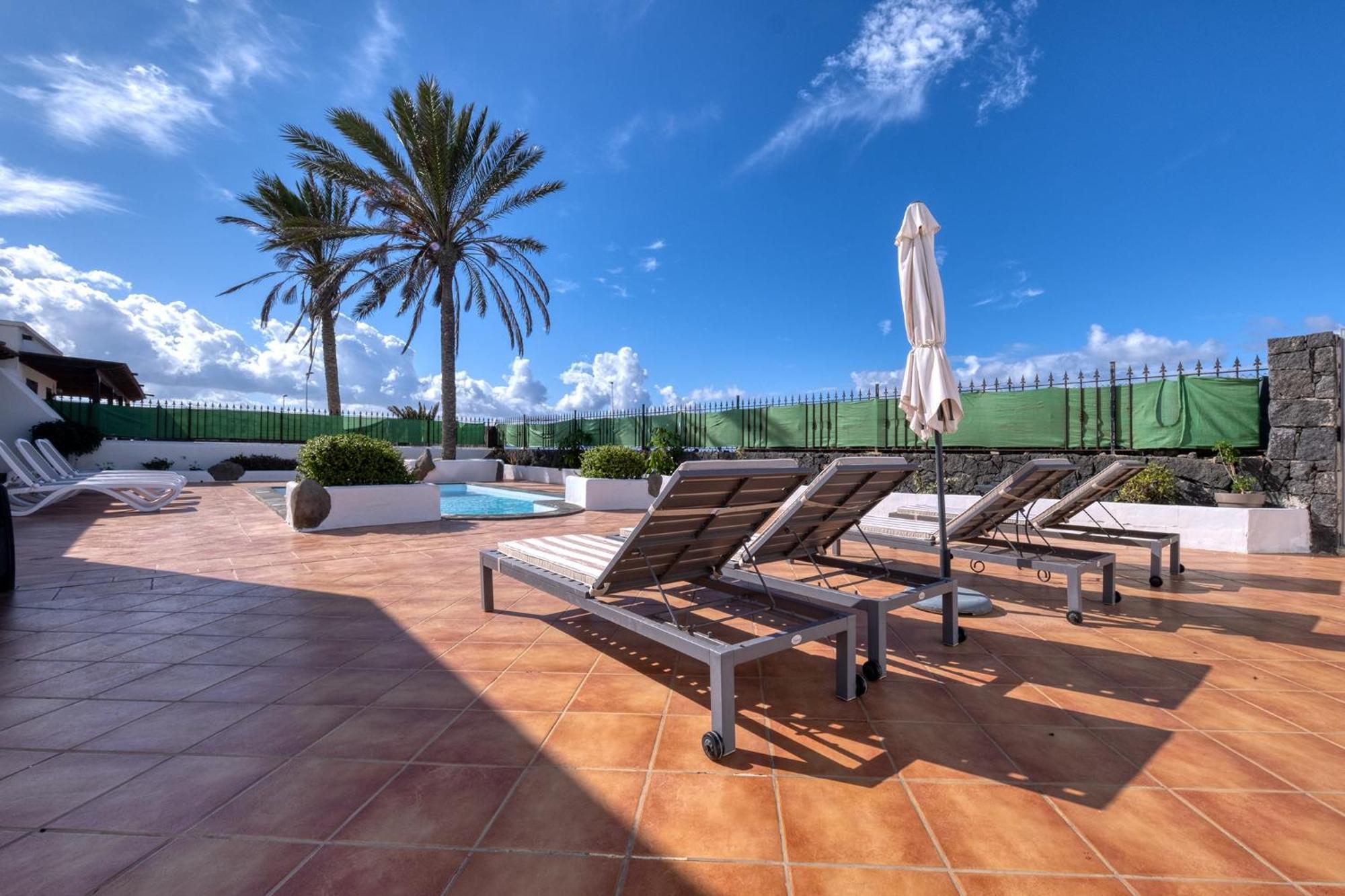 Arena Blanca With Private Pool And Bbq