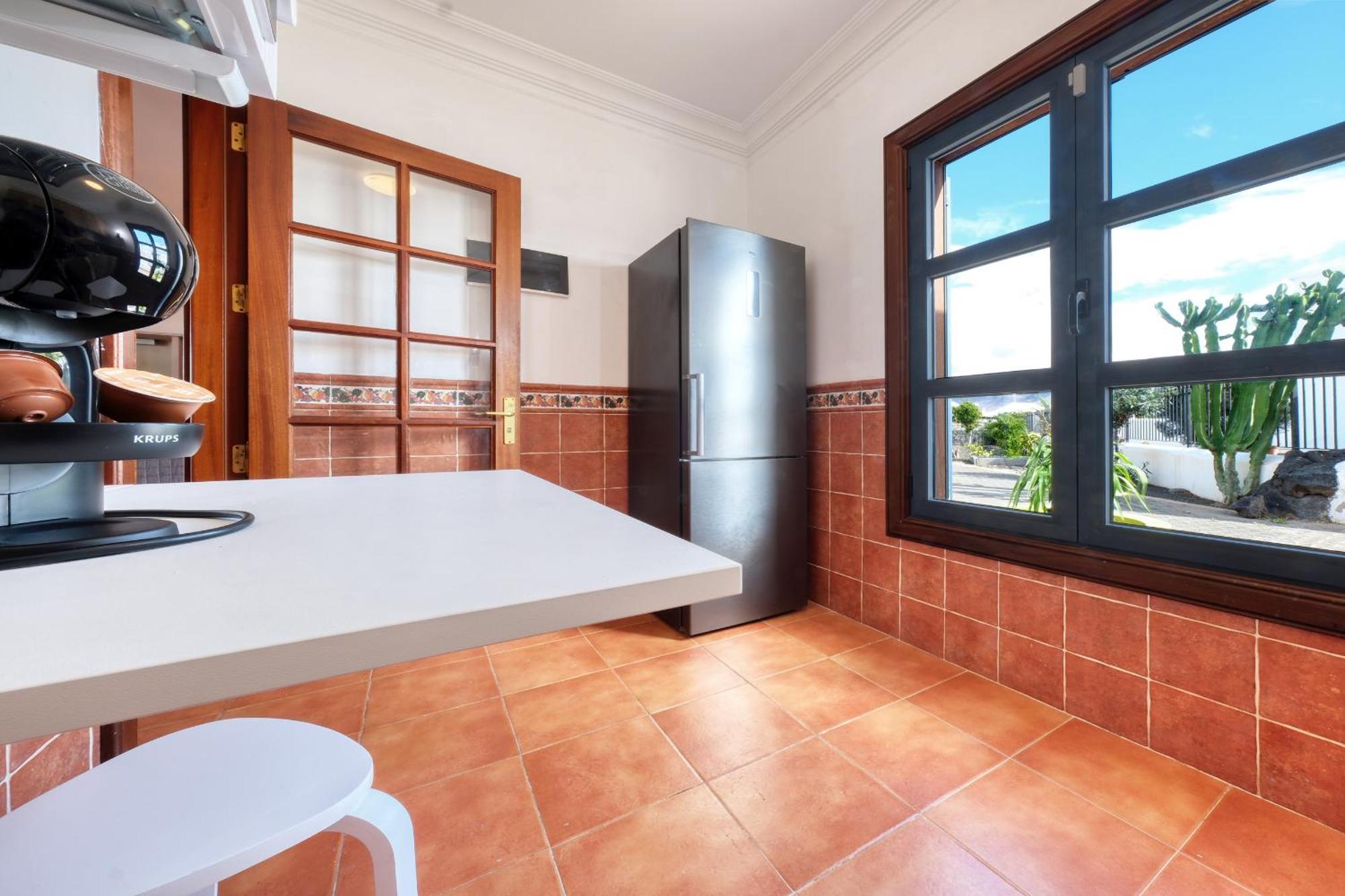 Arena Blanca With Private Pool And Bbq Playa Blanca (Lanzarote)