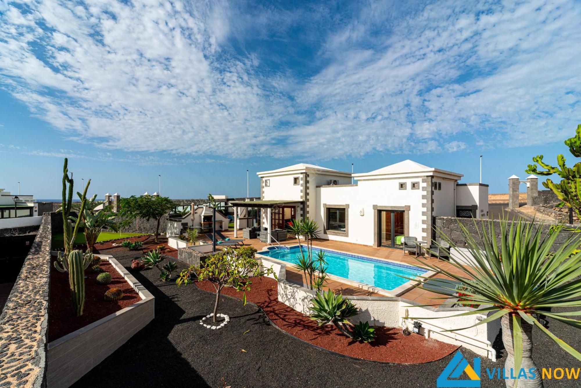 Villa Casa Bonita - Lh144 By Now Ltd *