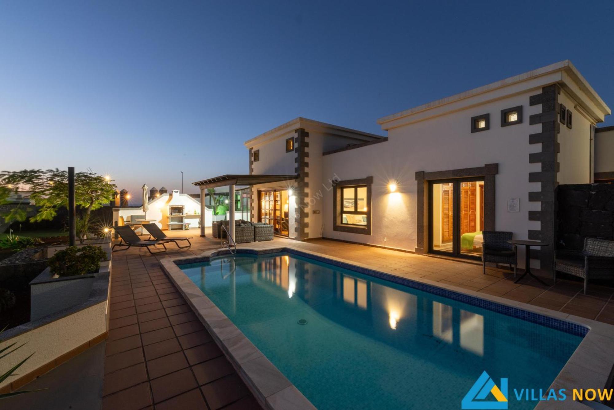 Villa Casa Bonita - Lh144 By Now Ltd *