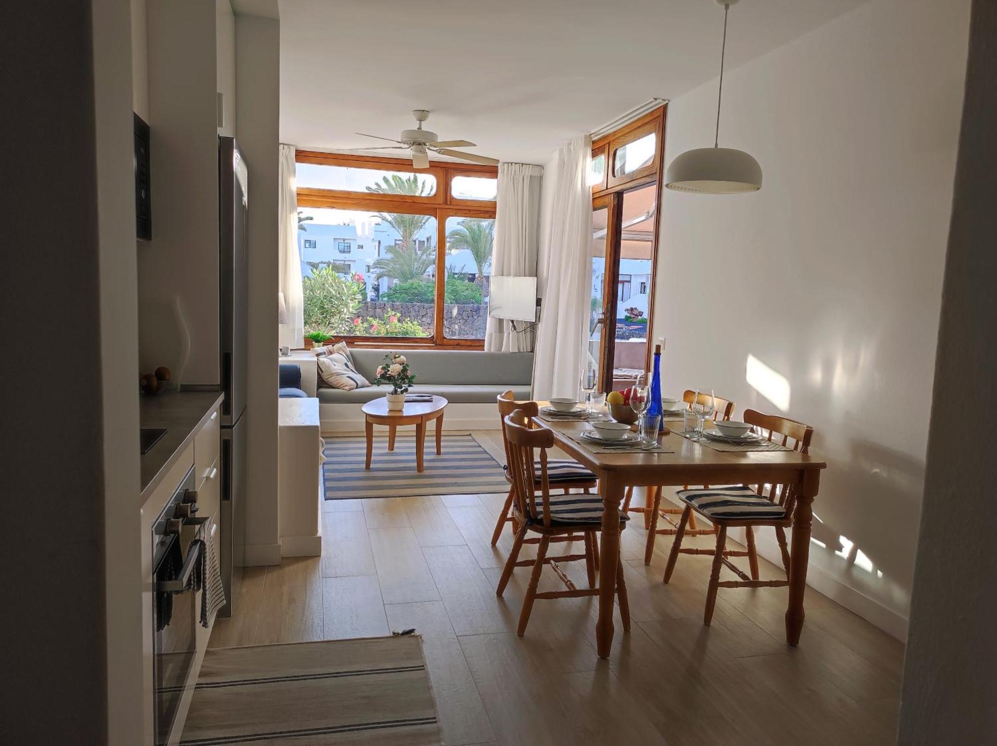 Molinos Holidays. 2 Bedrooms Costa Teguise