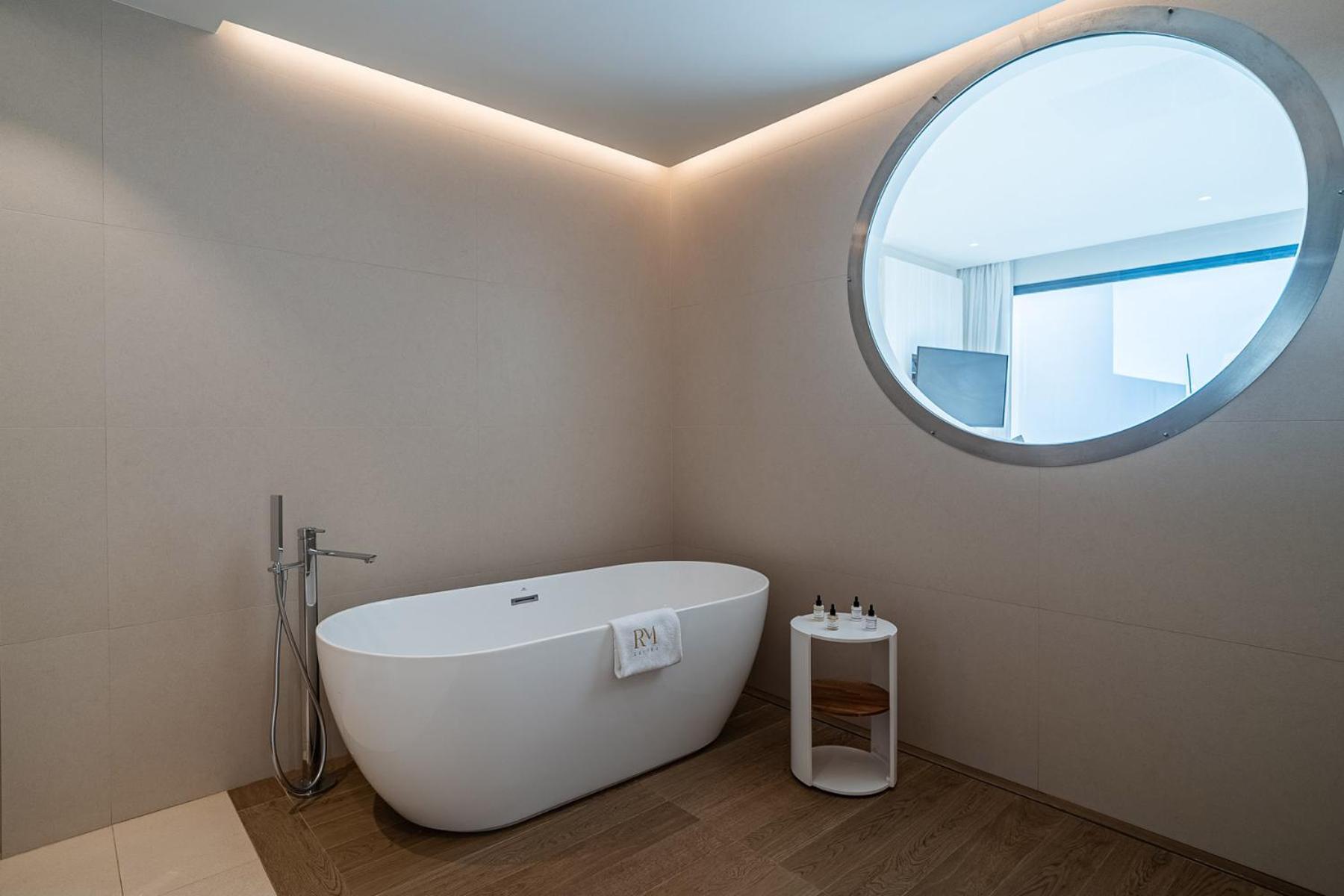 Royal Marina Boutique - Adults Only Hotel