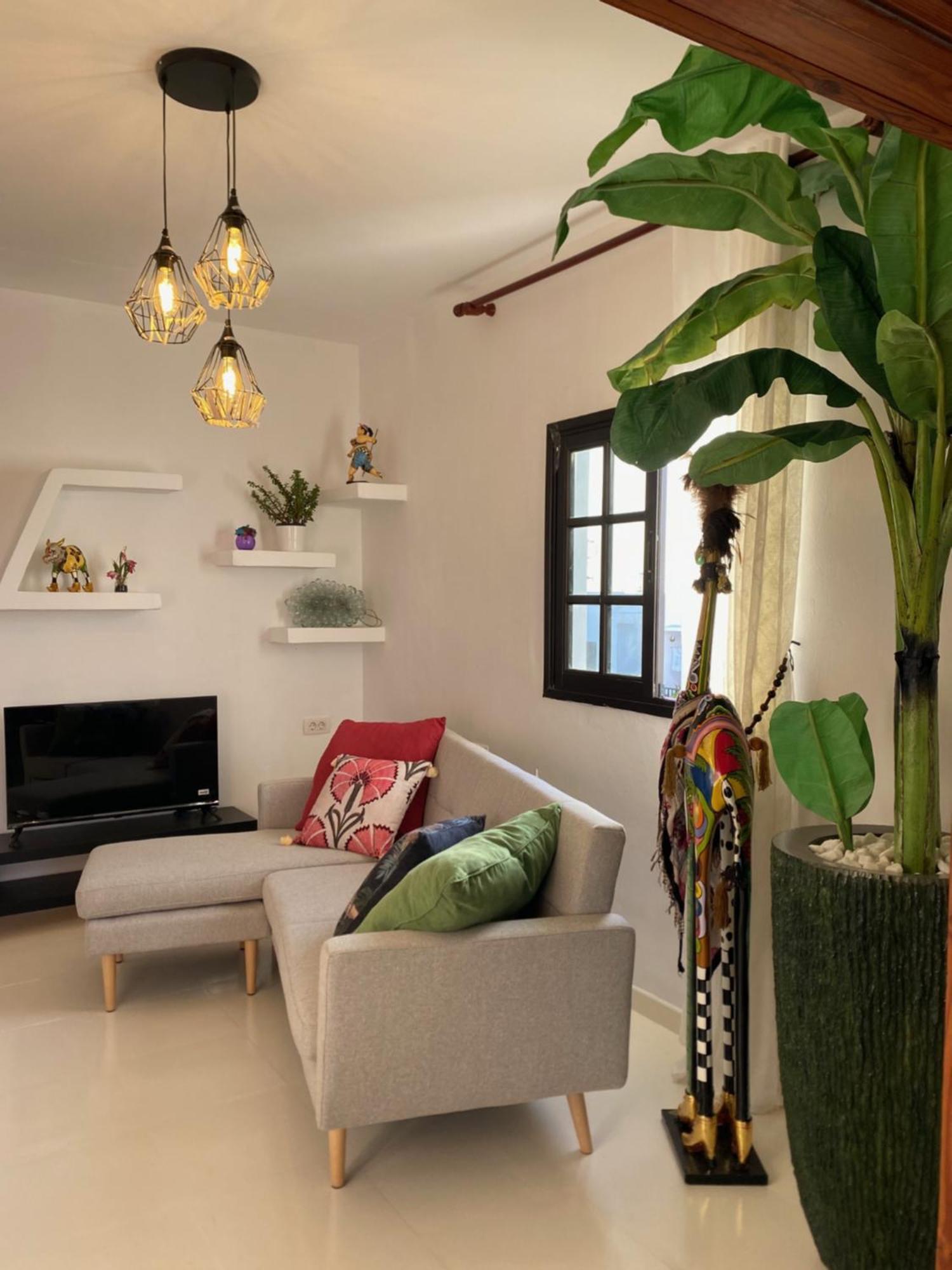 Apartamento Vista Sol Y Mar, Playa Honda, Lanzarote