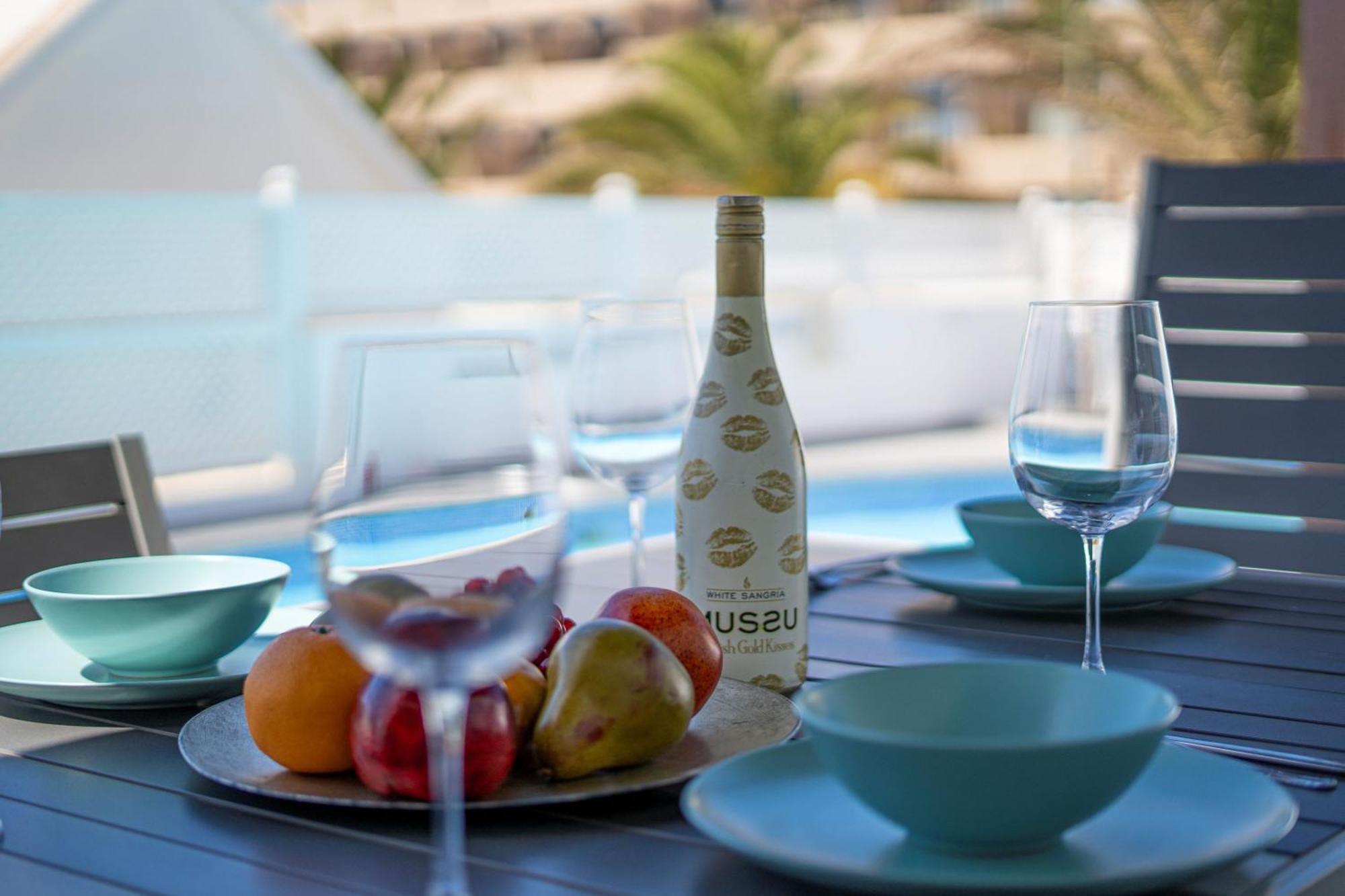 Maria Carmen: Modern Beachside Retreat With Heated Pool Tias