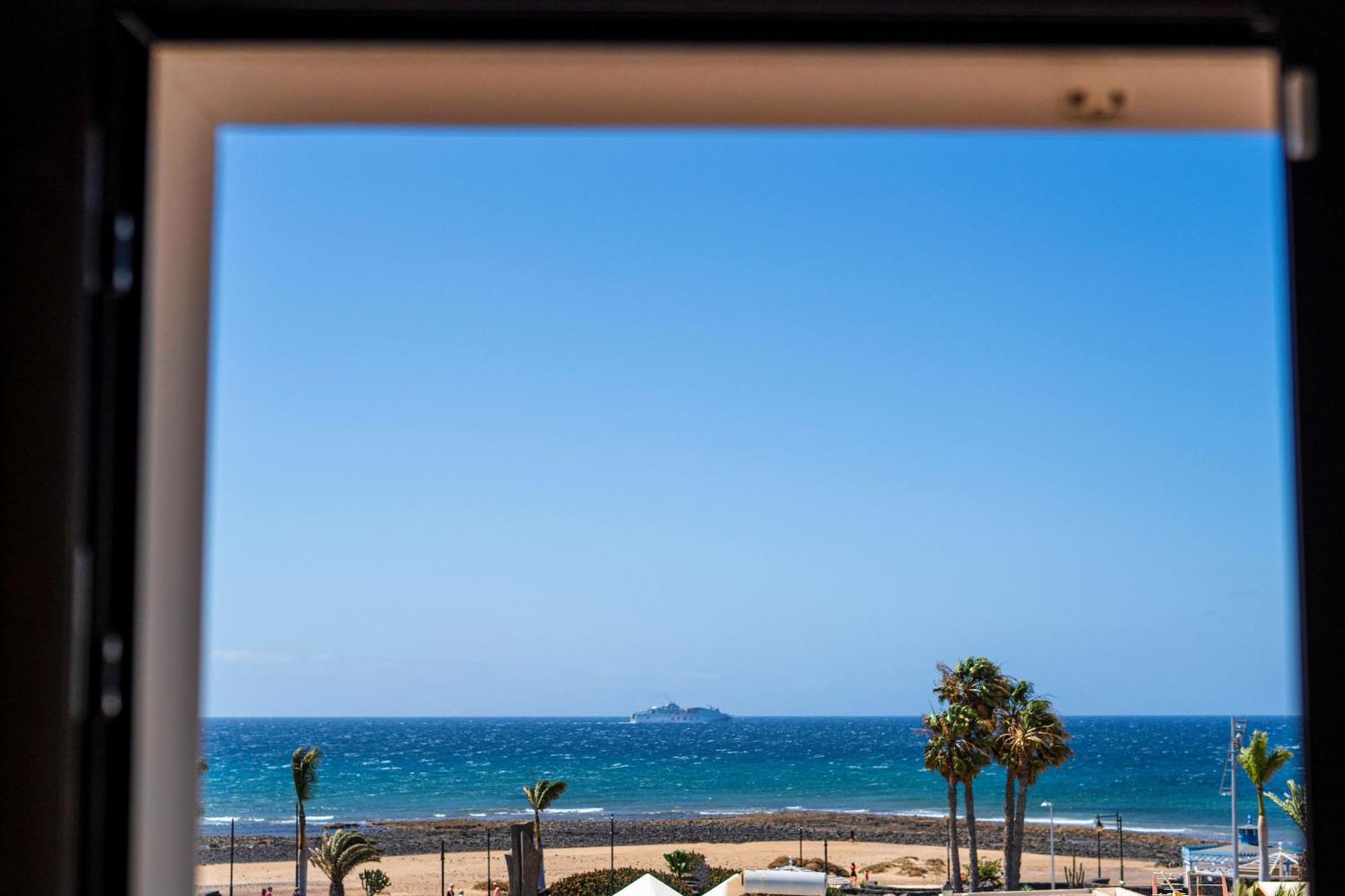 Villa Maria Carmen: Modern Beachside Retreat With Heated Pool Tias