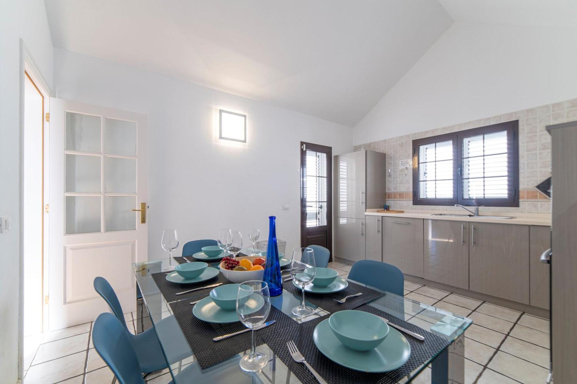 Maria Carmen: Modern Beachside Retreat With Heated Pool