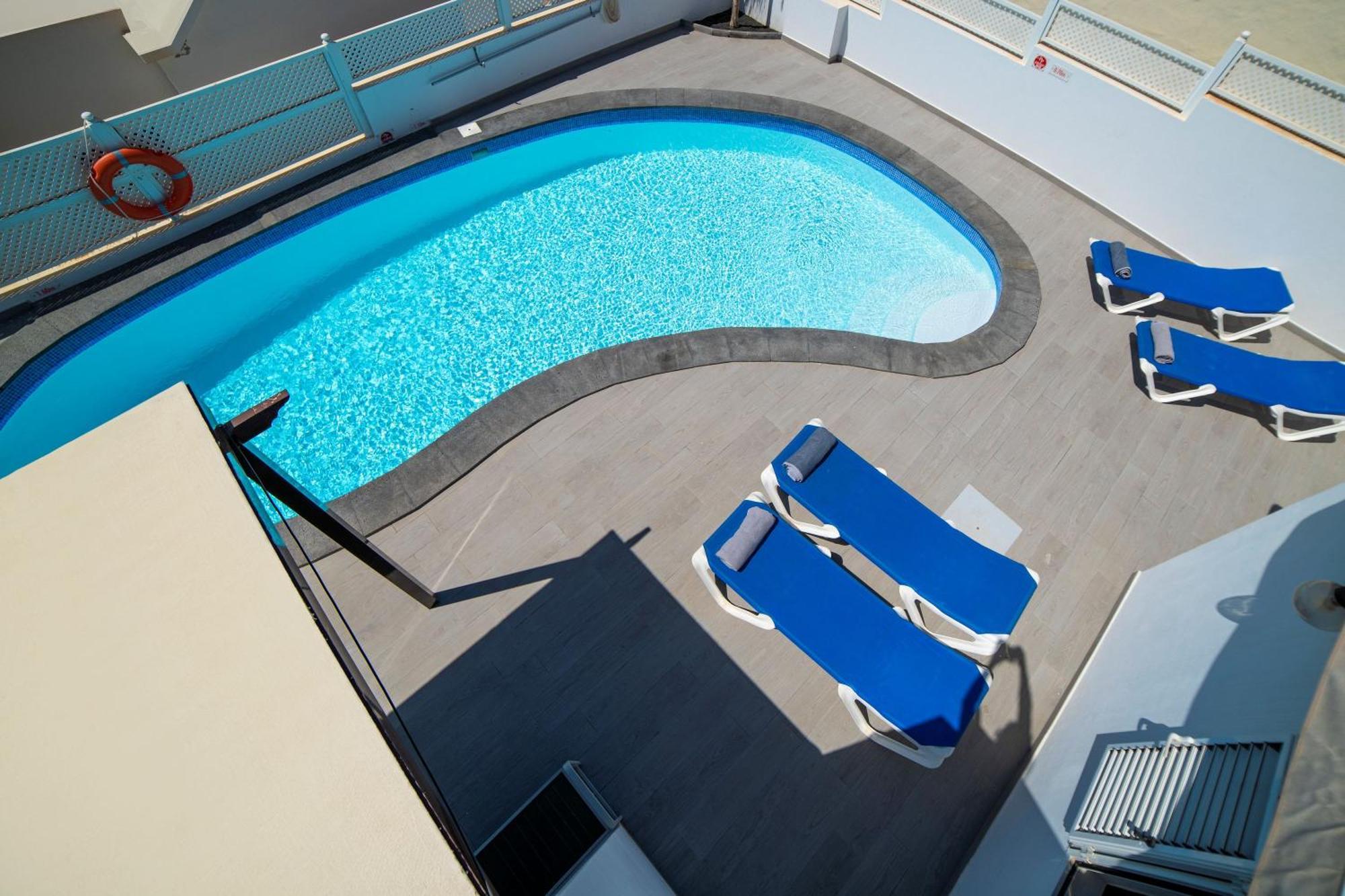 Villa Maria Carmen: Modern Beachside Retreat With Heated Pool Tias