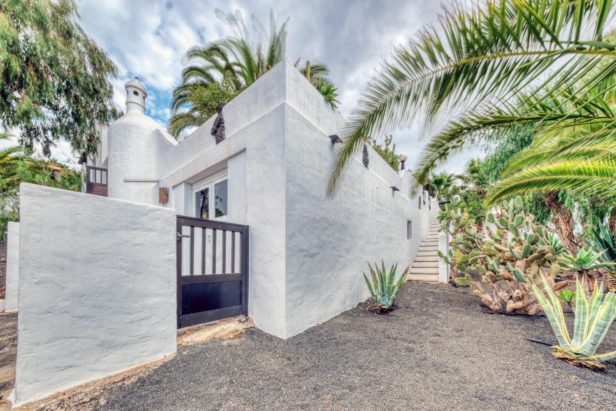 Casa Felix - Private Pool, Pool Table And Bbq By Lanzarote Vacation Homes Holiday home Nazaret
